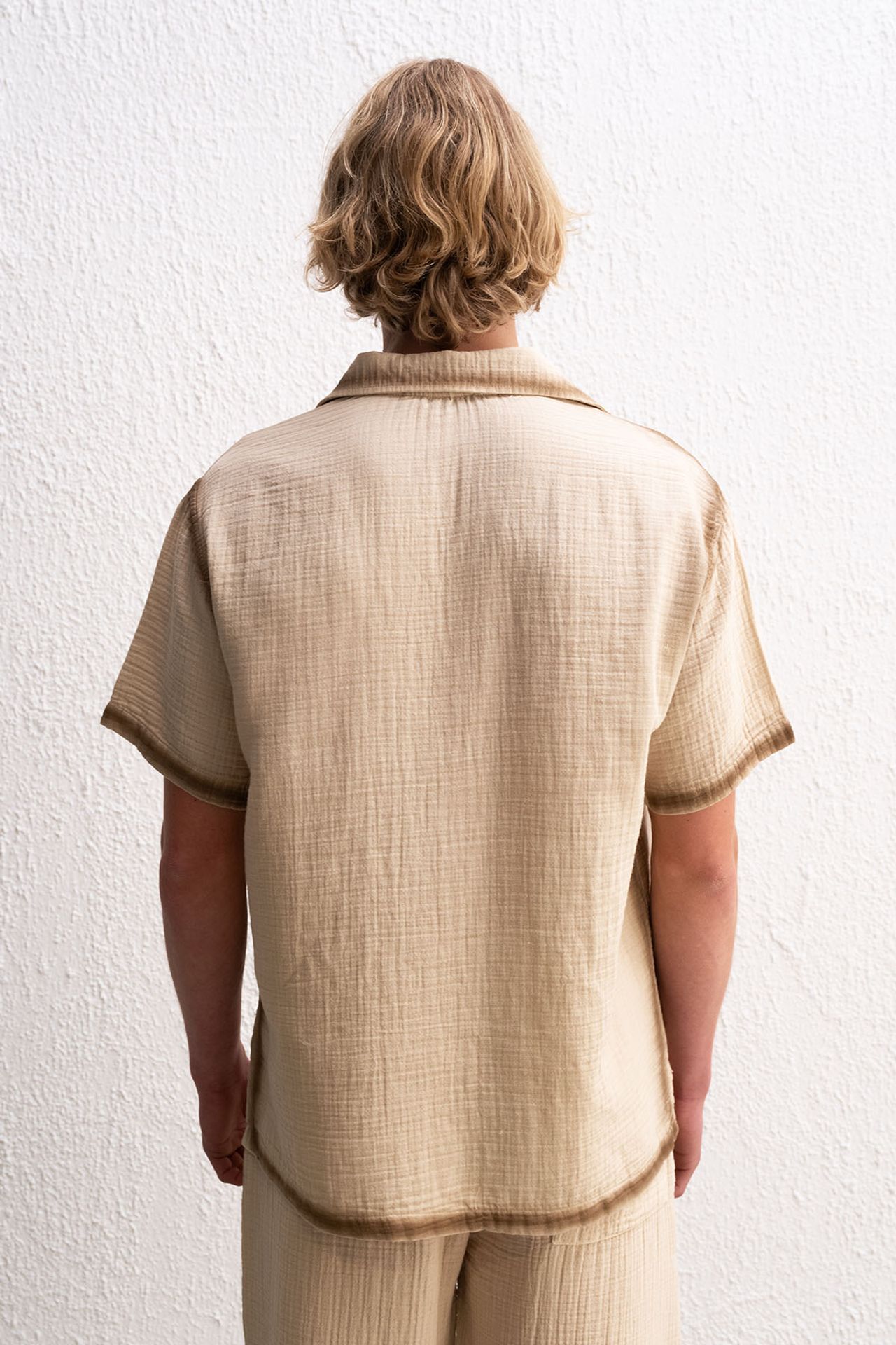 GIESTO Textured Woven Cotton Shirt with Button Closure 4