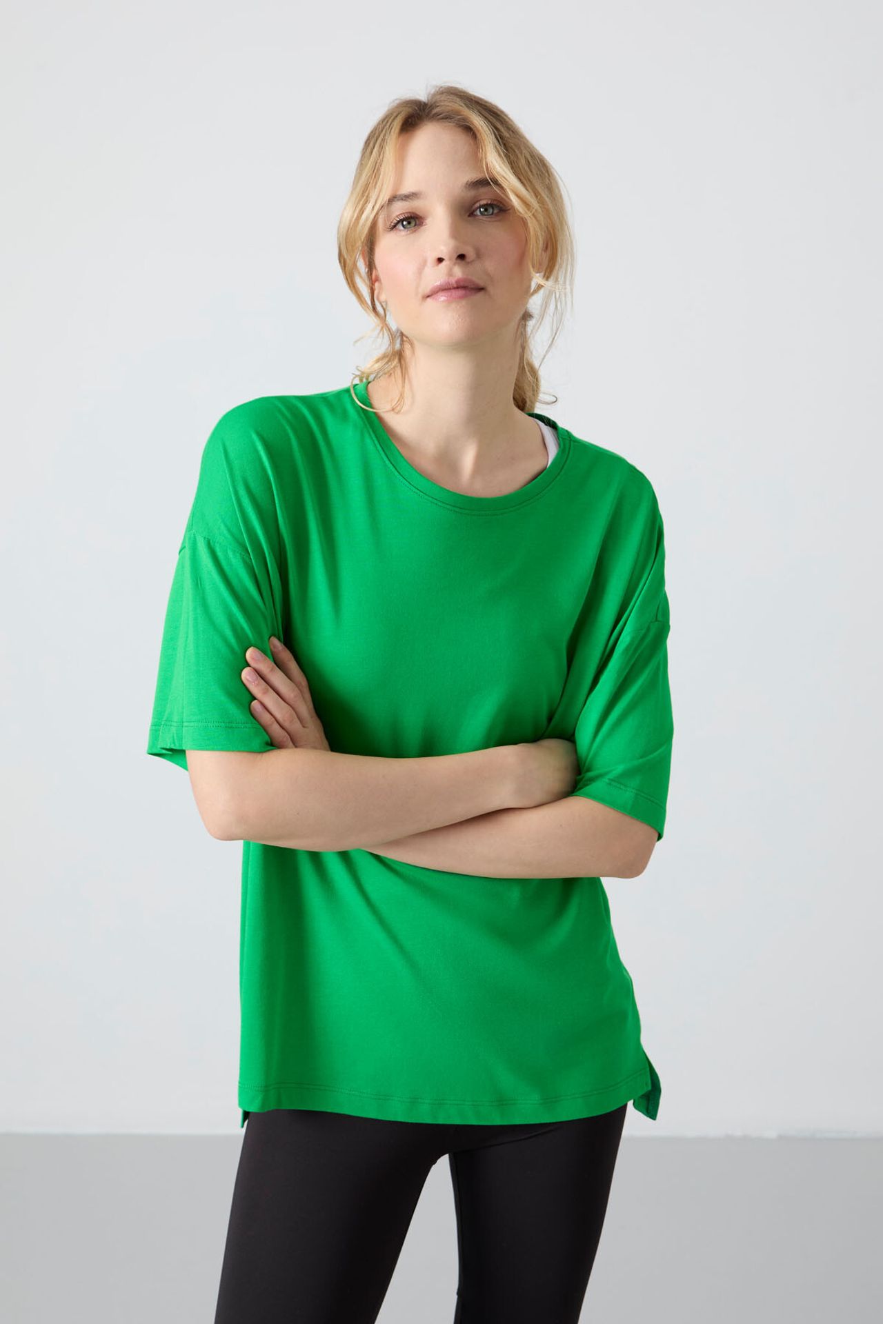 TOMMY Oversized Cotton-Modal Crew Neck T-Shirt 4