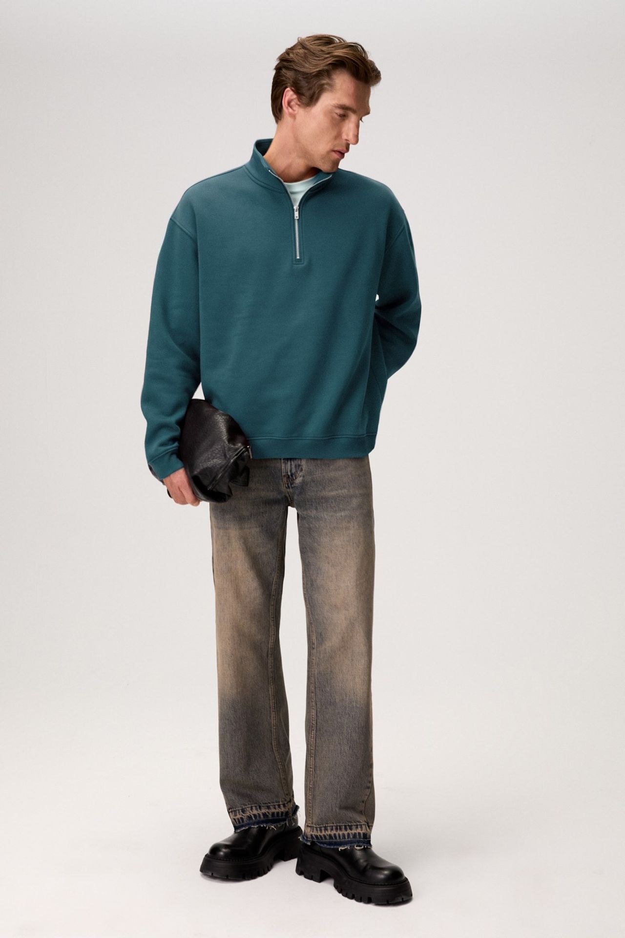 GRIMELANGE Long Sleeve Crew Neck Sweatshirt 2