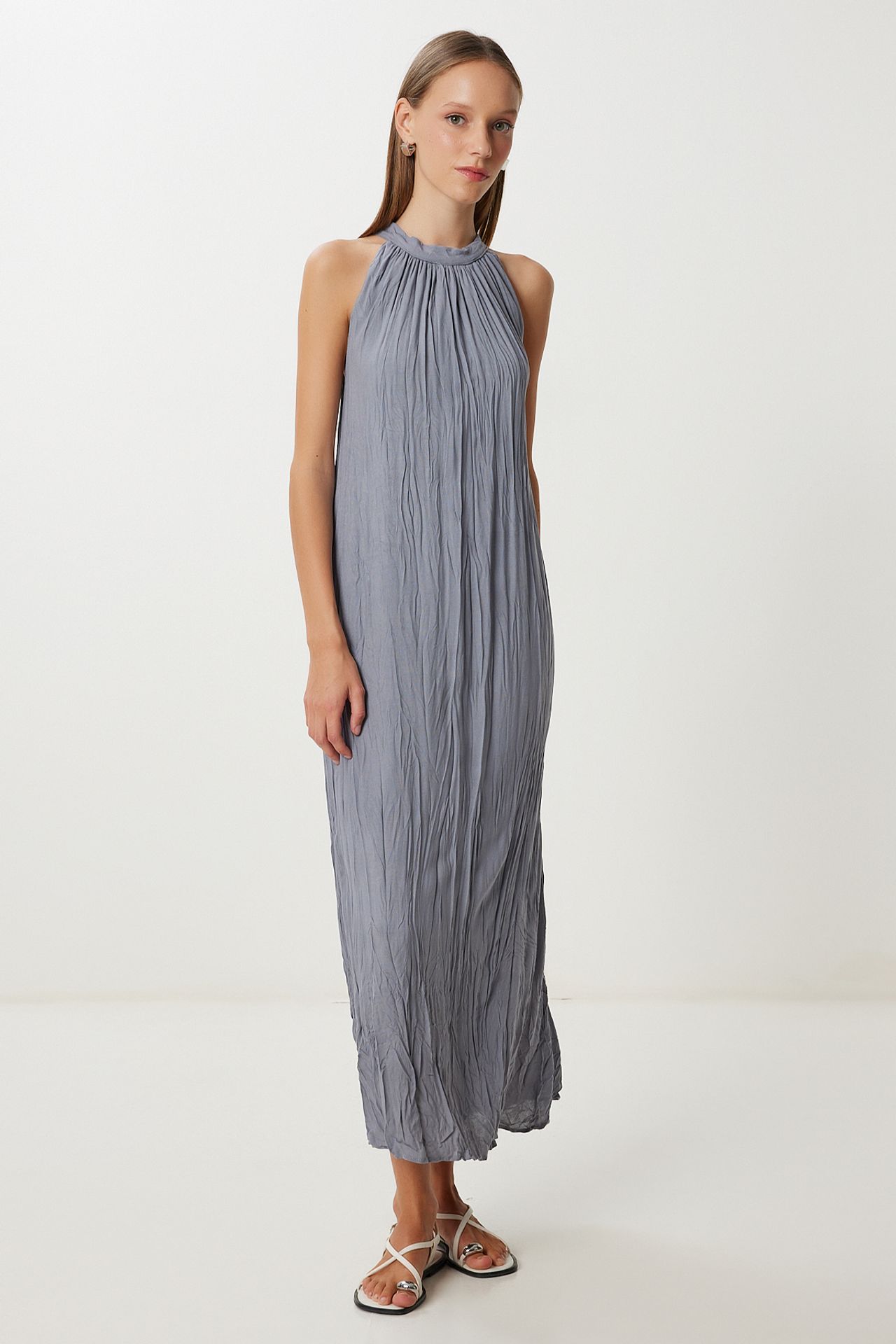 ISTANBUL Textured Midi Dress with Halter Collar 2