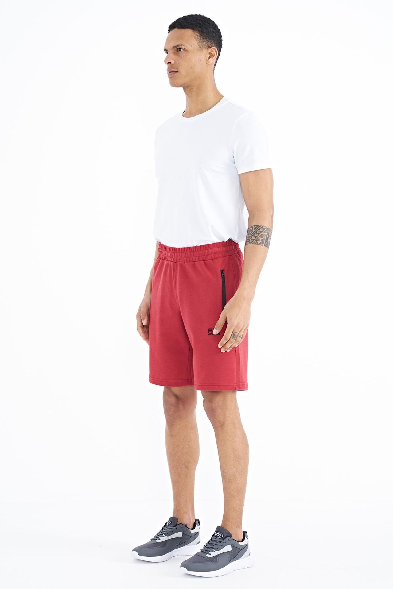 TOMMY Men's Solid Sweat Shorts 4