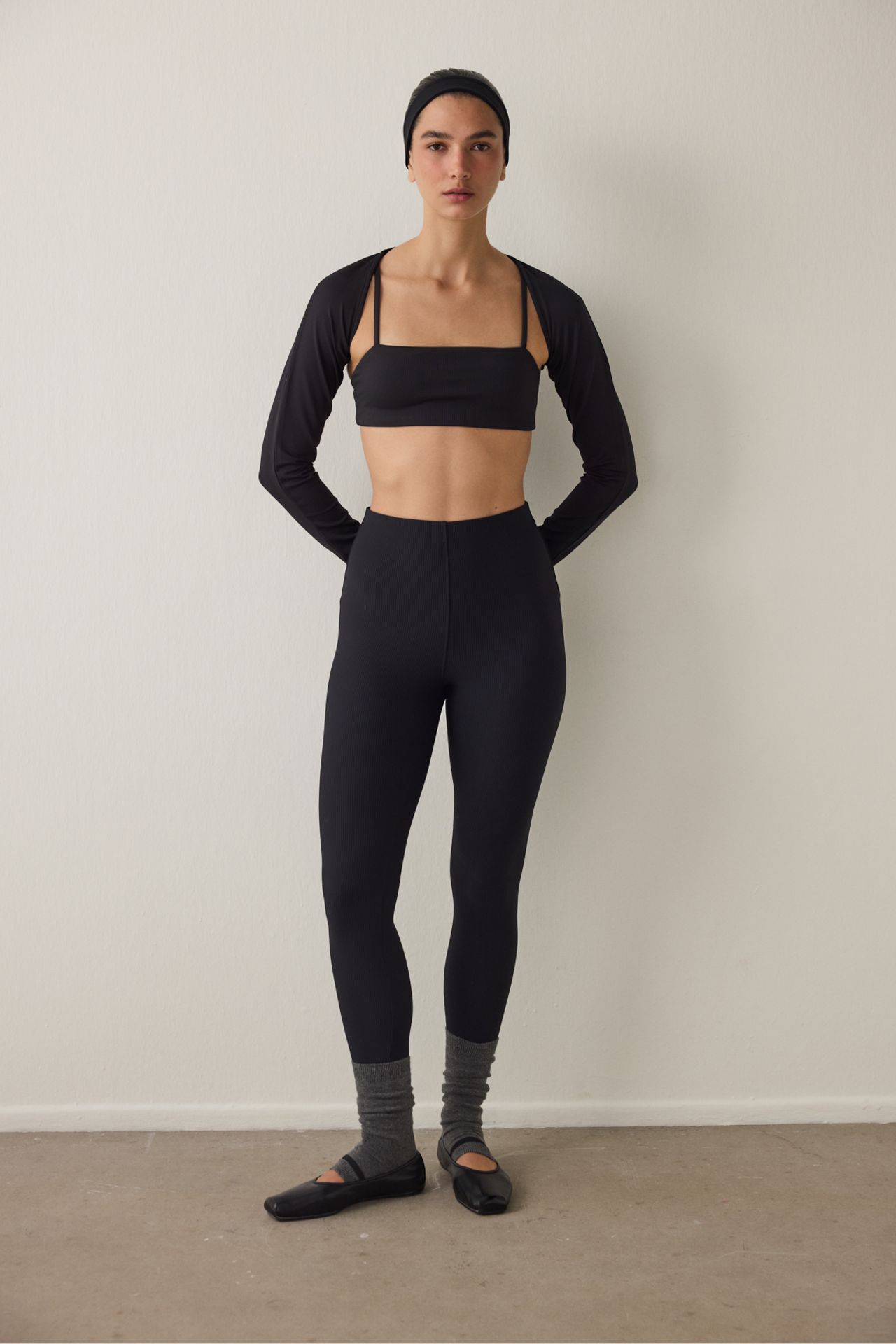PENTI Ribbed Long Sleeve Bolero 2