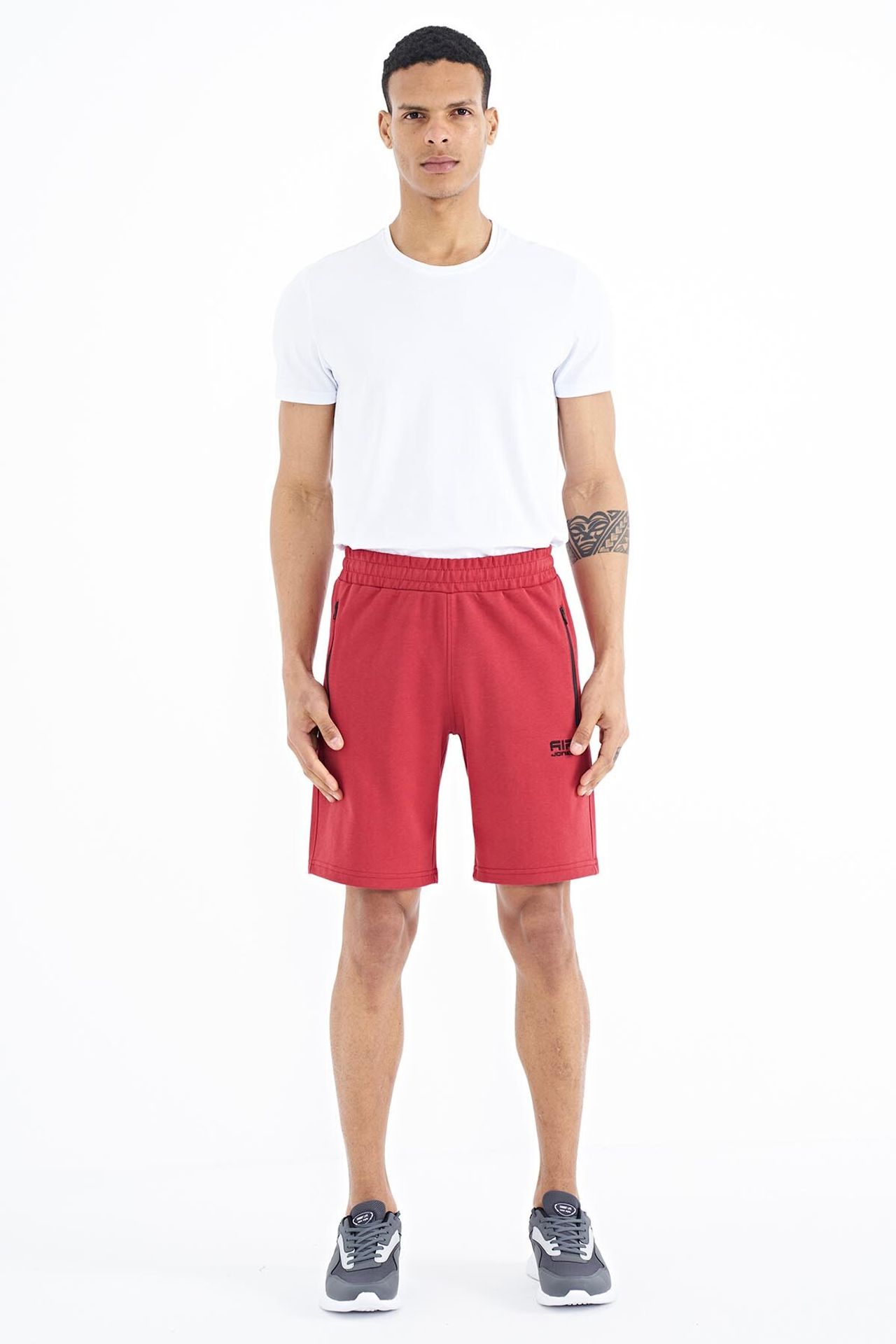 TOMMY Men's Solid Sweat Shorts 2