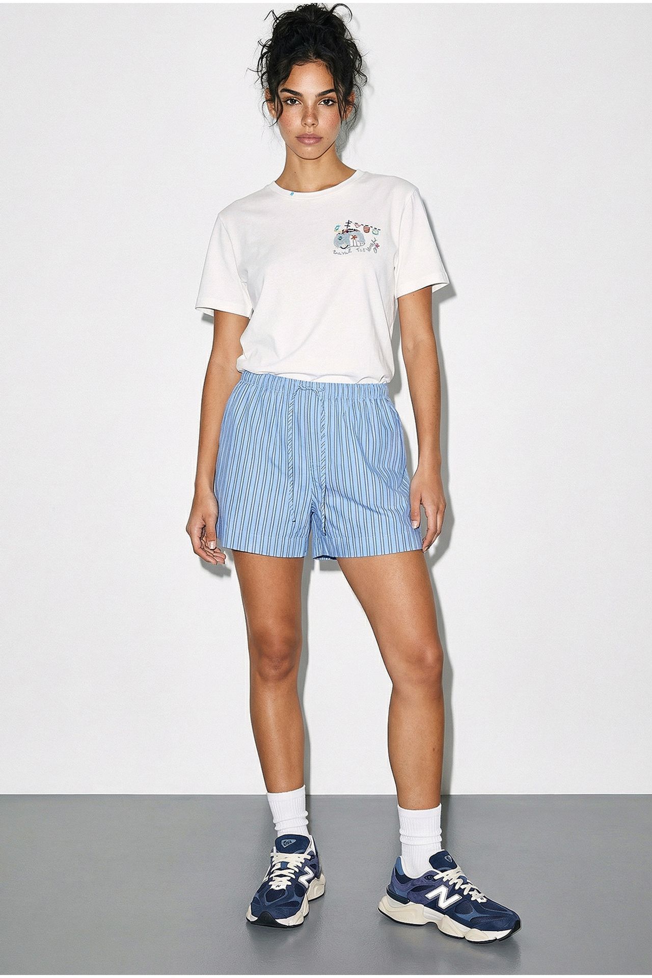 LUCCI Embroidered Crew Neck T-Shirt 2