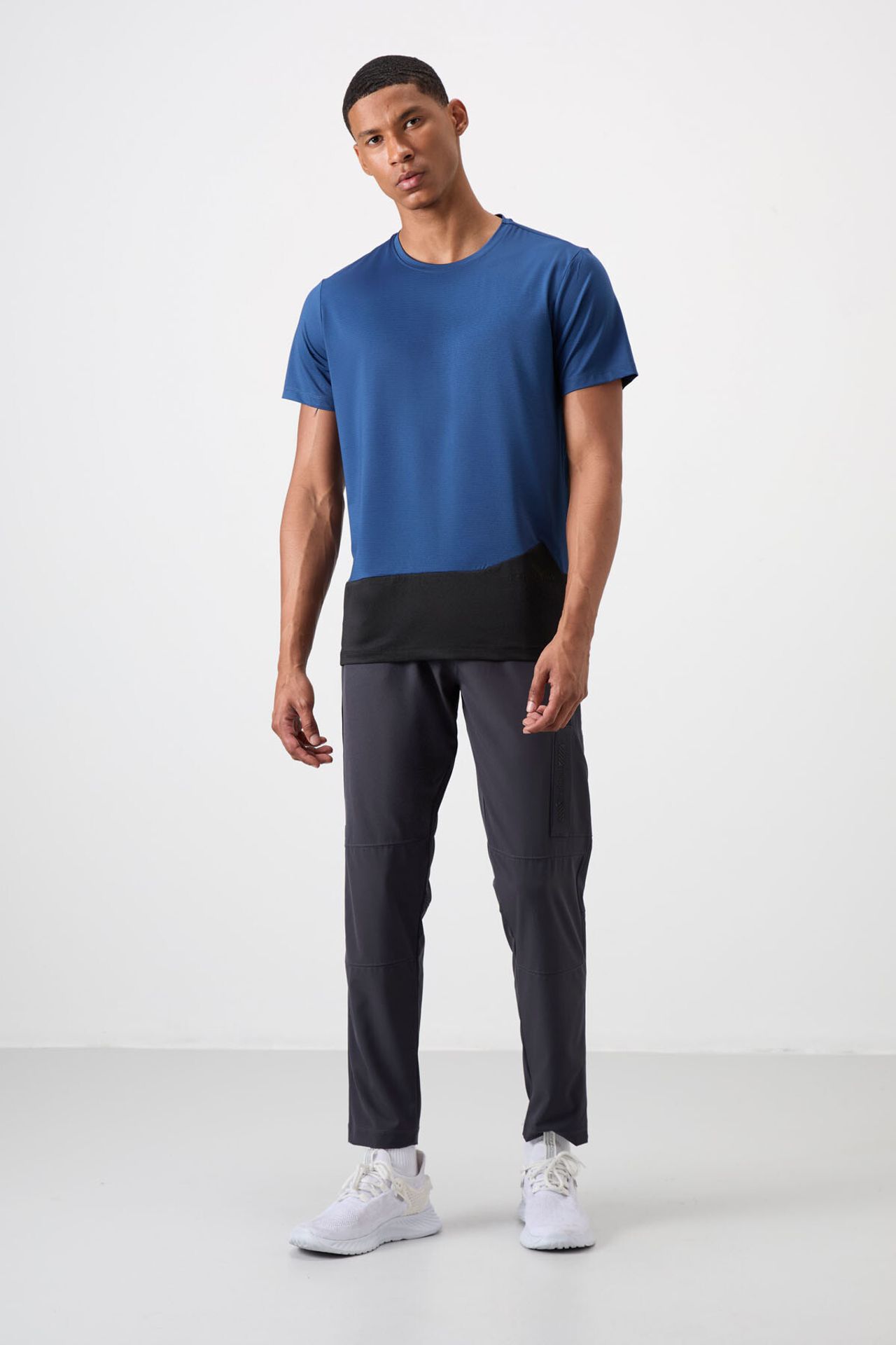 TOMMY Color Blocked Crew Neck T-Shirt 2