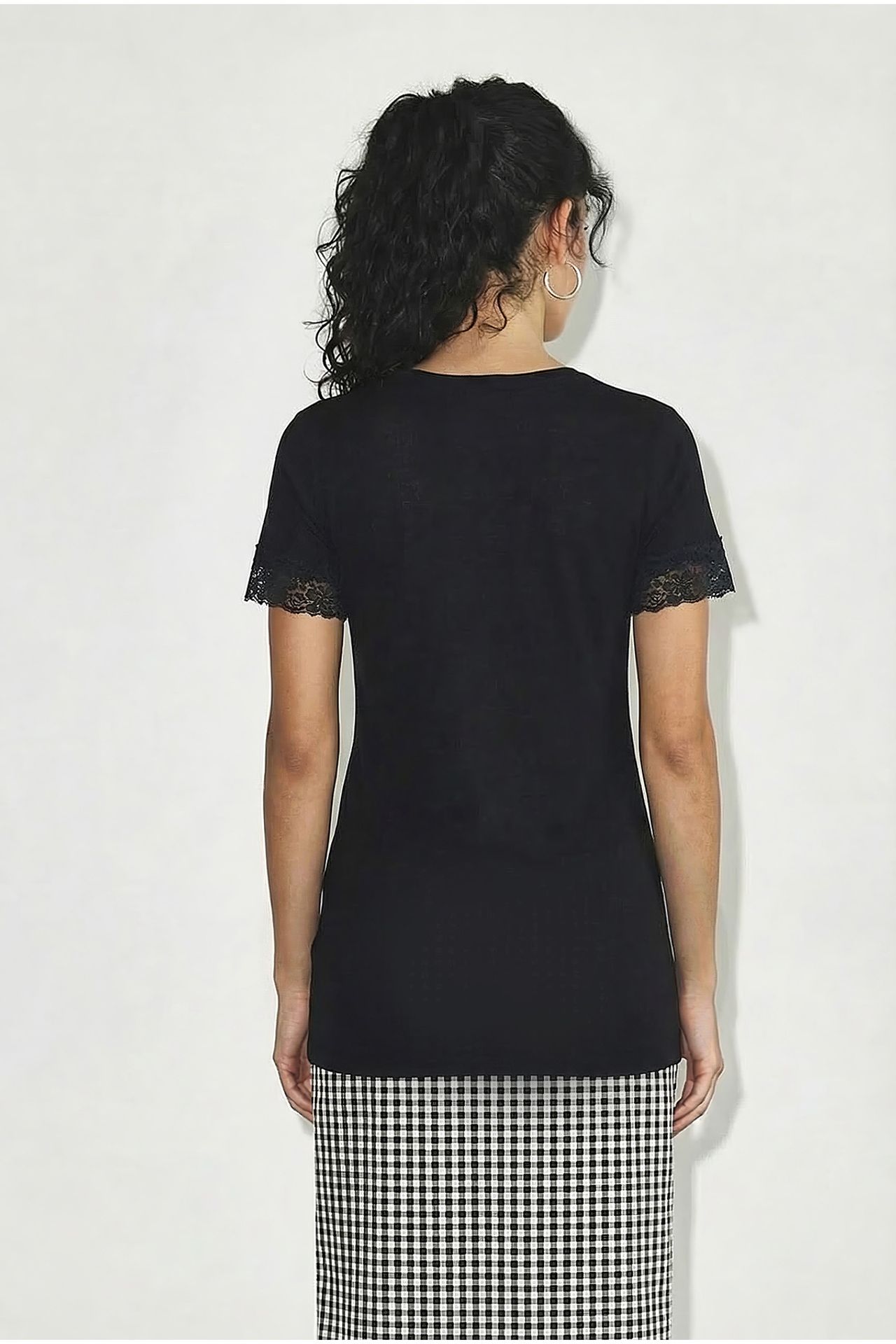LUCCI V-Neck Slim Fit Blouse 5