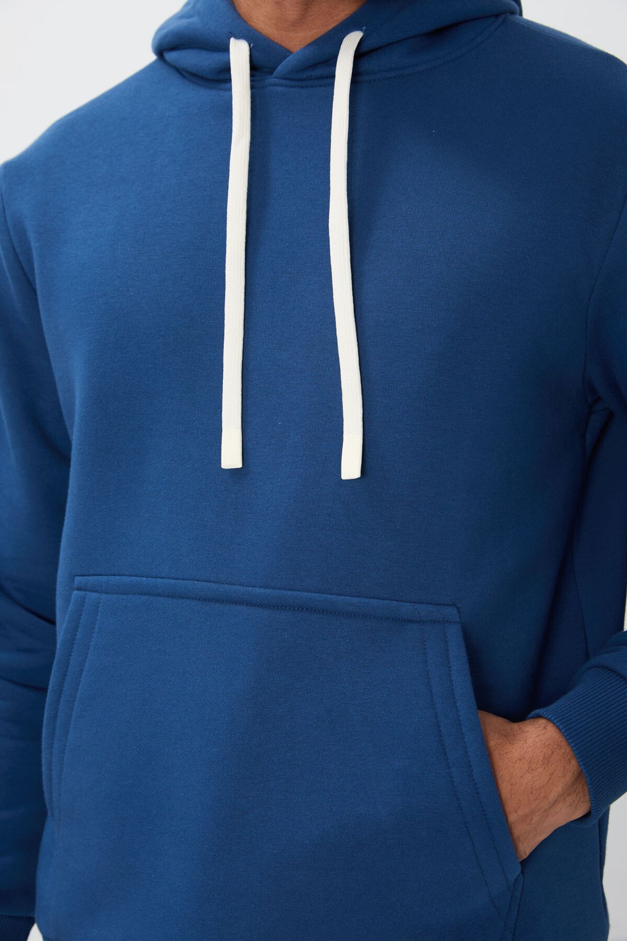 TOMMY Men's Solid Hooded Sweatshirt With Pocket 6