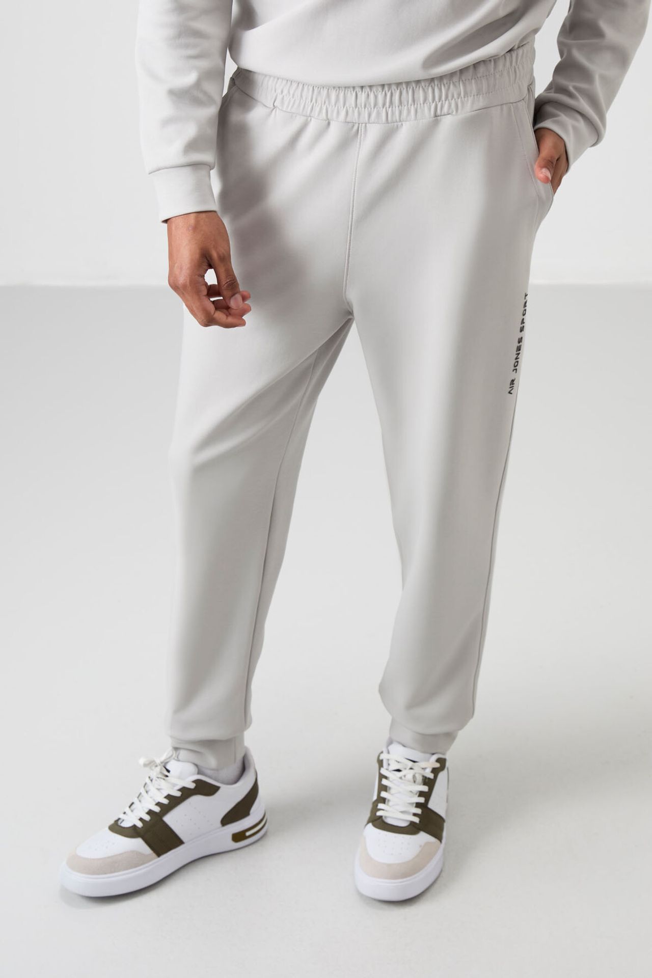 TOMMY Printed Fleece Sweatshirt And Pants Set 3