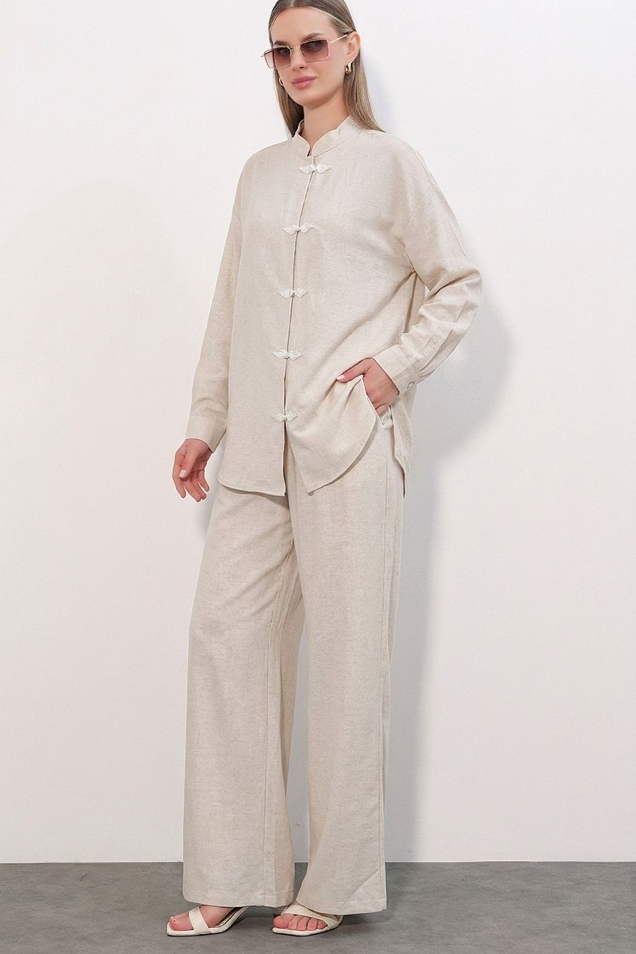 BDART 2-Piece Mandarin Collar Tunic Pants Set 2