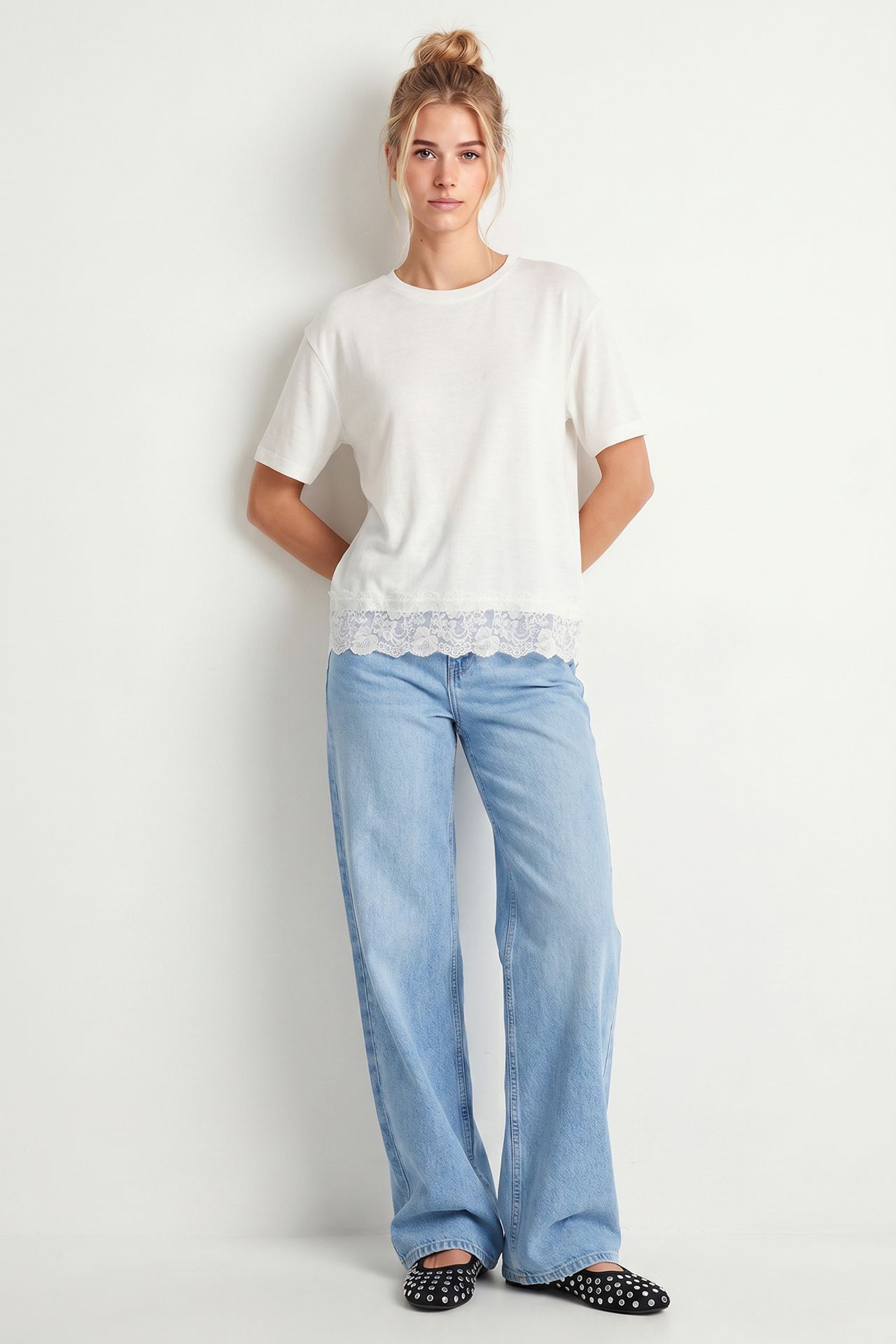ISTANBUL Oversized Lace Knit Blouse 2