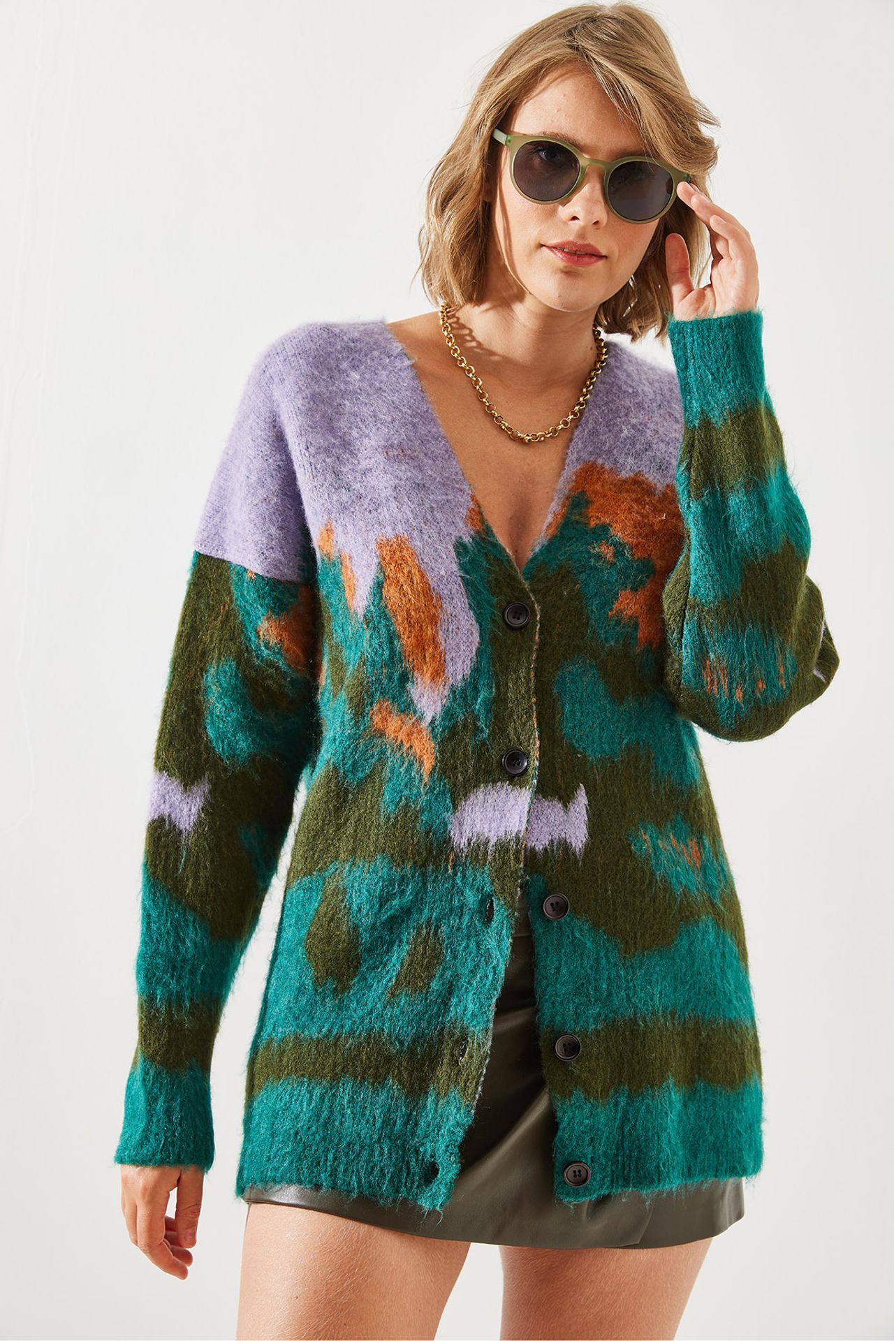 LUCCI Long Thick Jacquard Cardigan with Button Closure