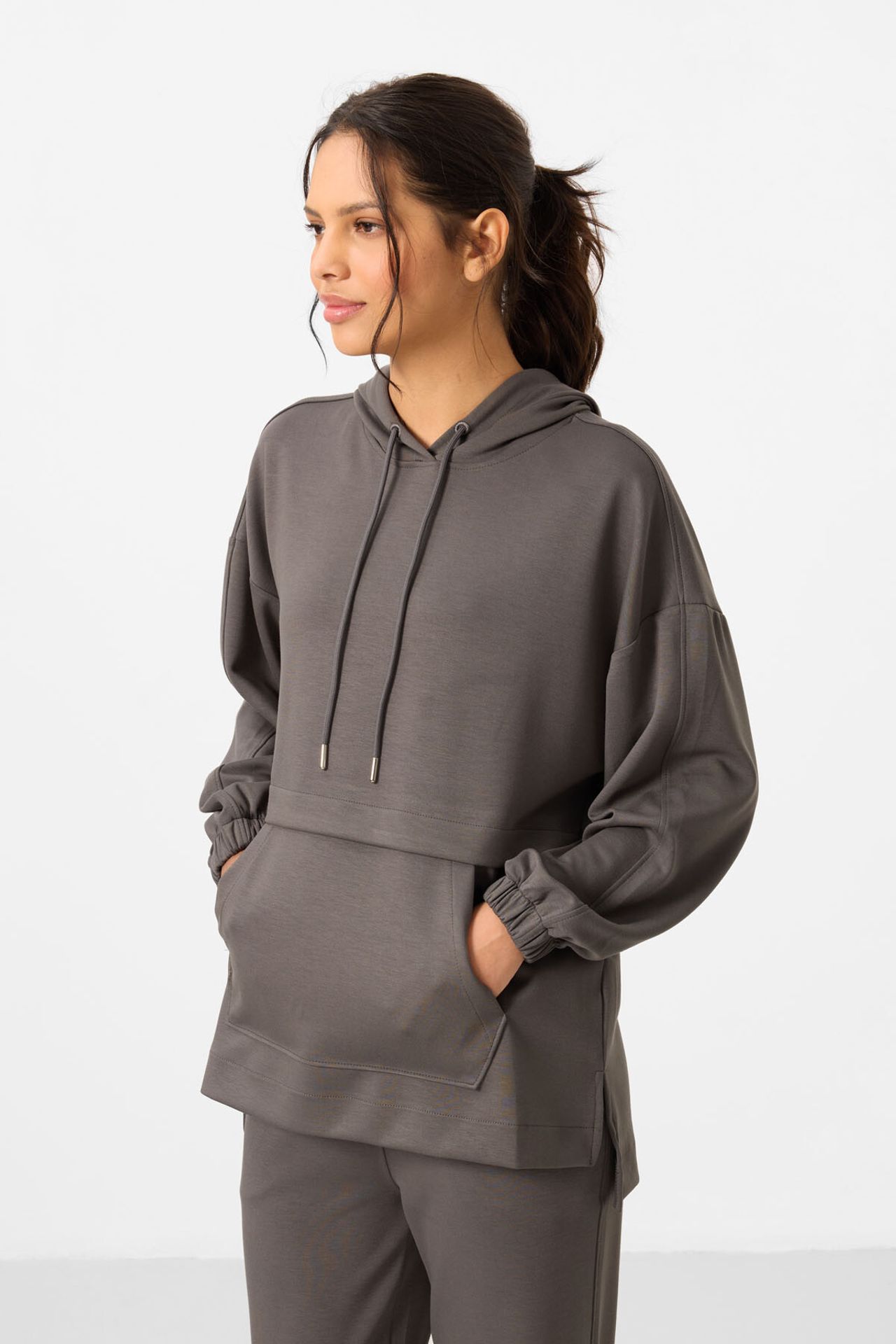 TOMMY Oversized Hooded Sweatshirt And Wide-Leg Pants Set 3