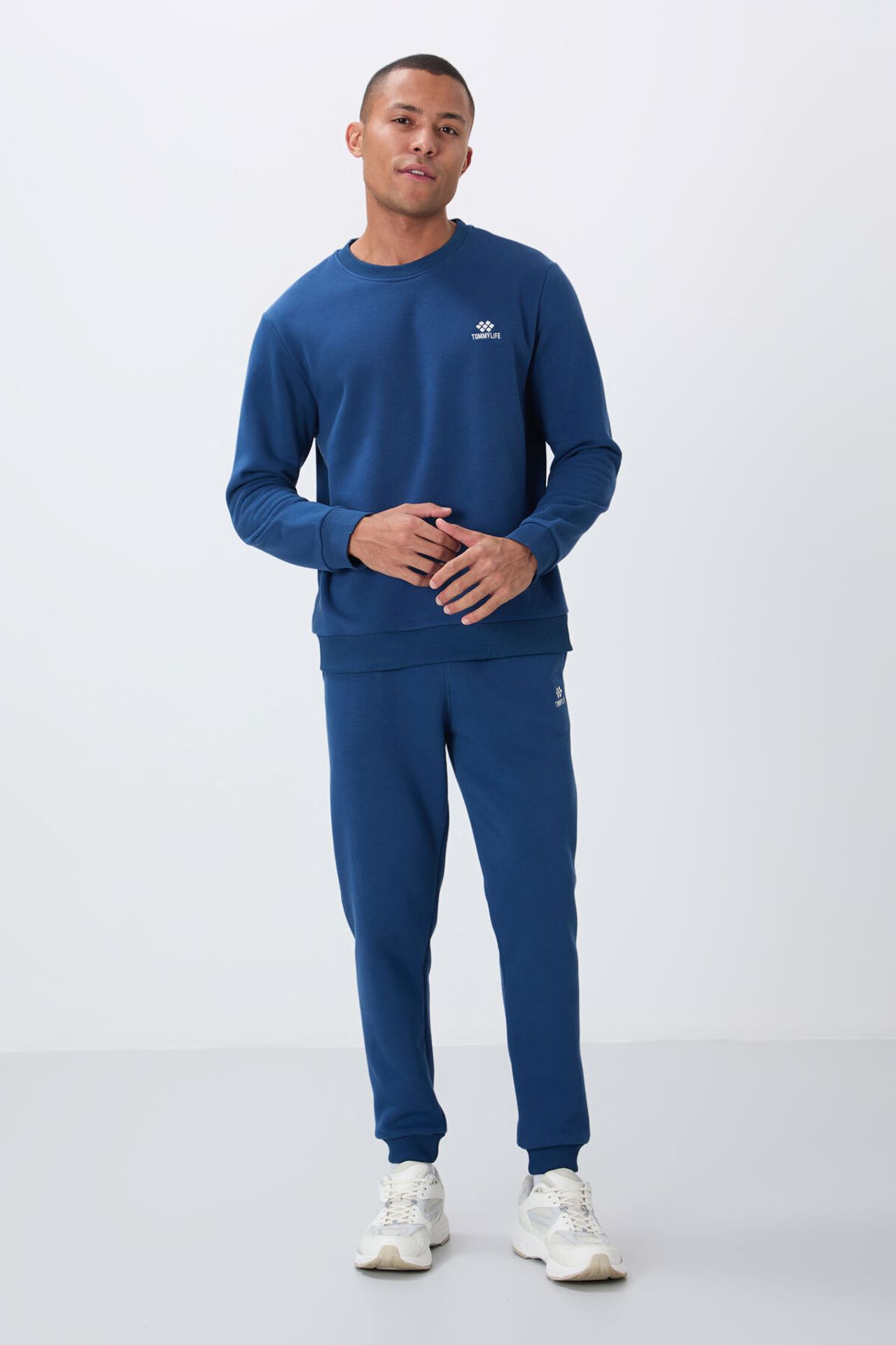 TOMMY Men's Fleece Sweatshirt And Pants Set 4