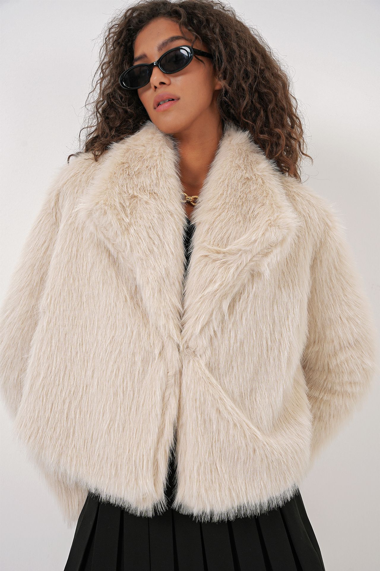 BDART Regular Fit Faux Fur Coat