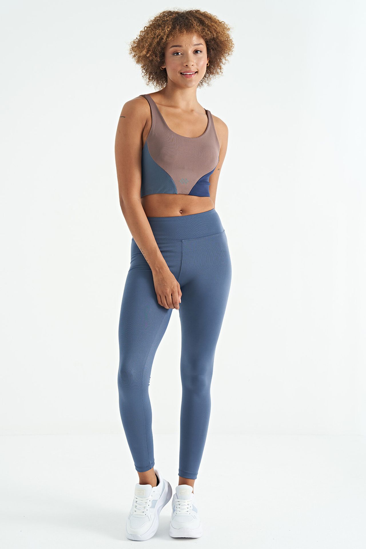 TOMMY Women's Colour-block Cropped Sports Top 3