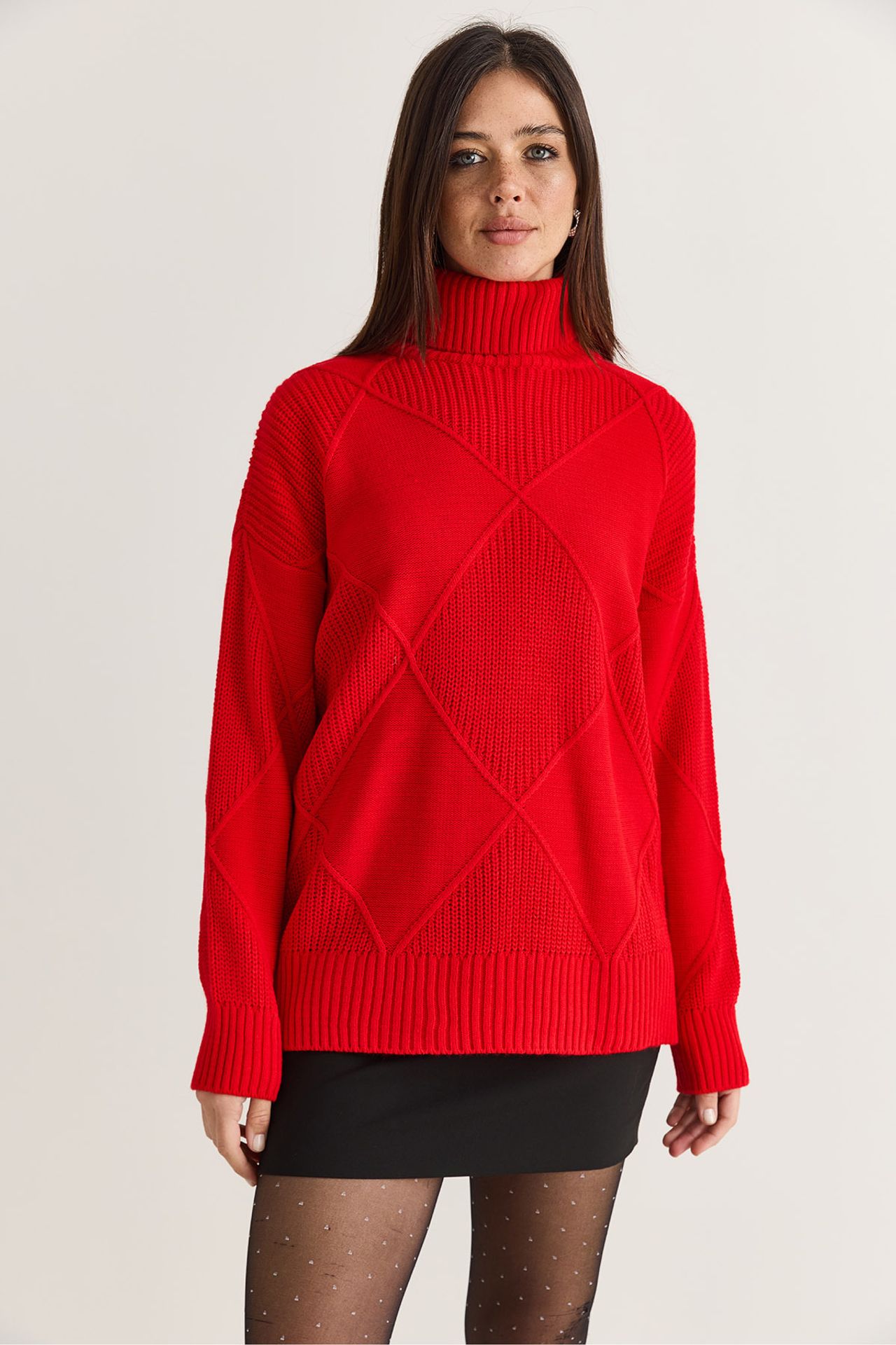 LUCCI Textured Turtleneck Sweater 2