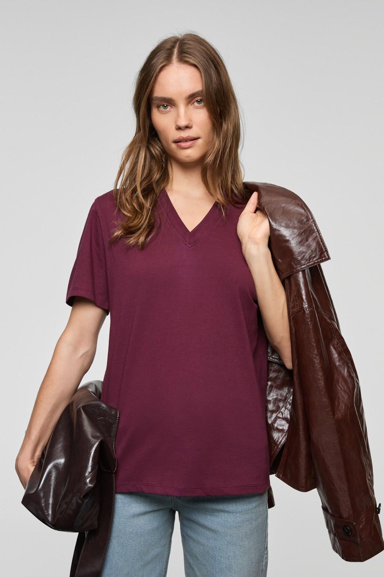 GRIMELANGE V-Neck Short Sleeve T-Shirt 2