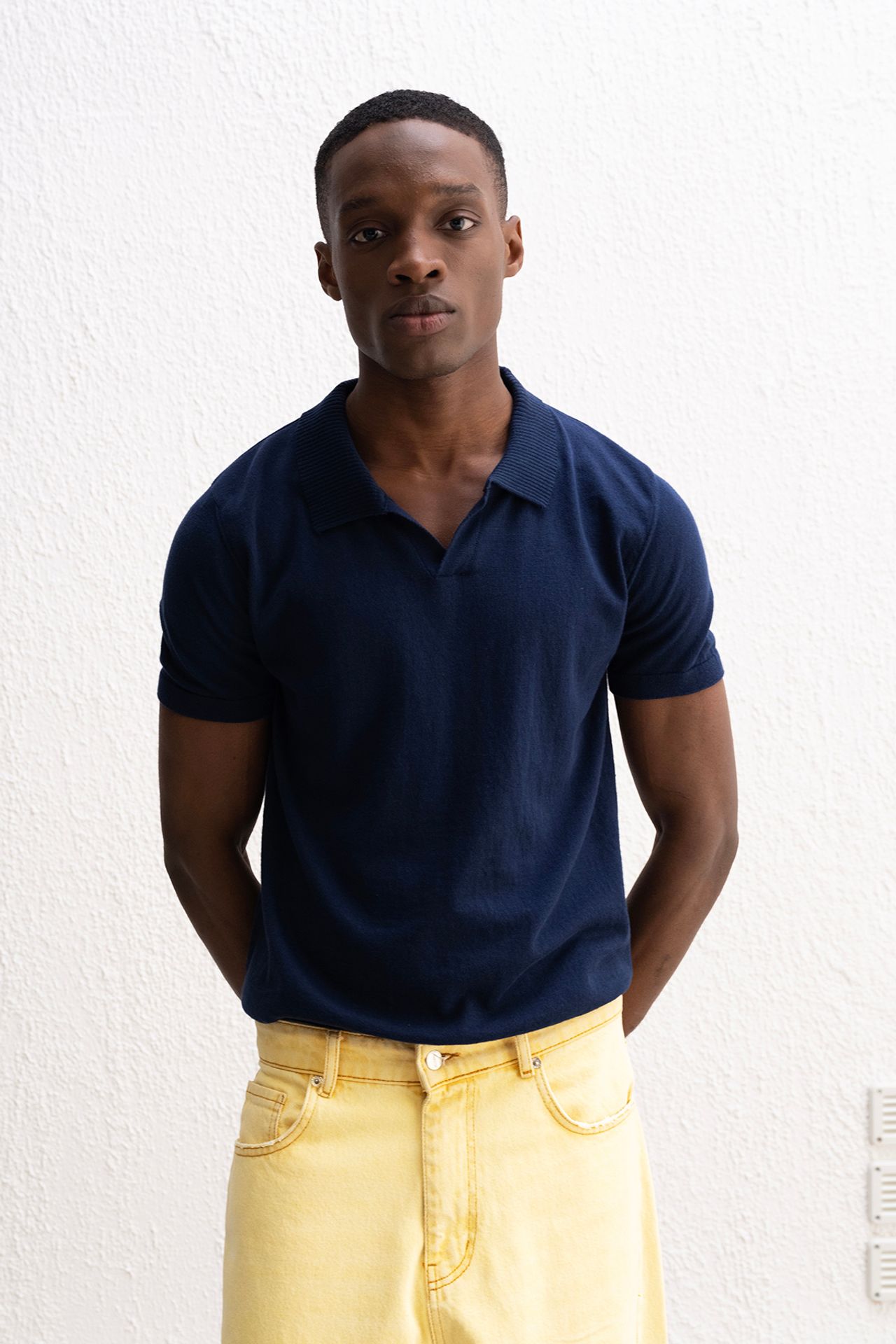 GIESTO Plain Polo Collar Knitted T-Shirt 1