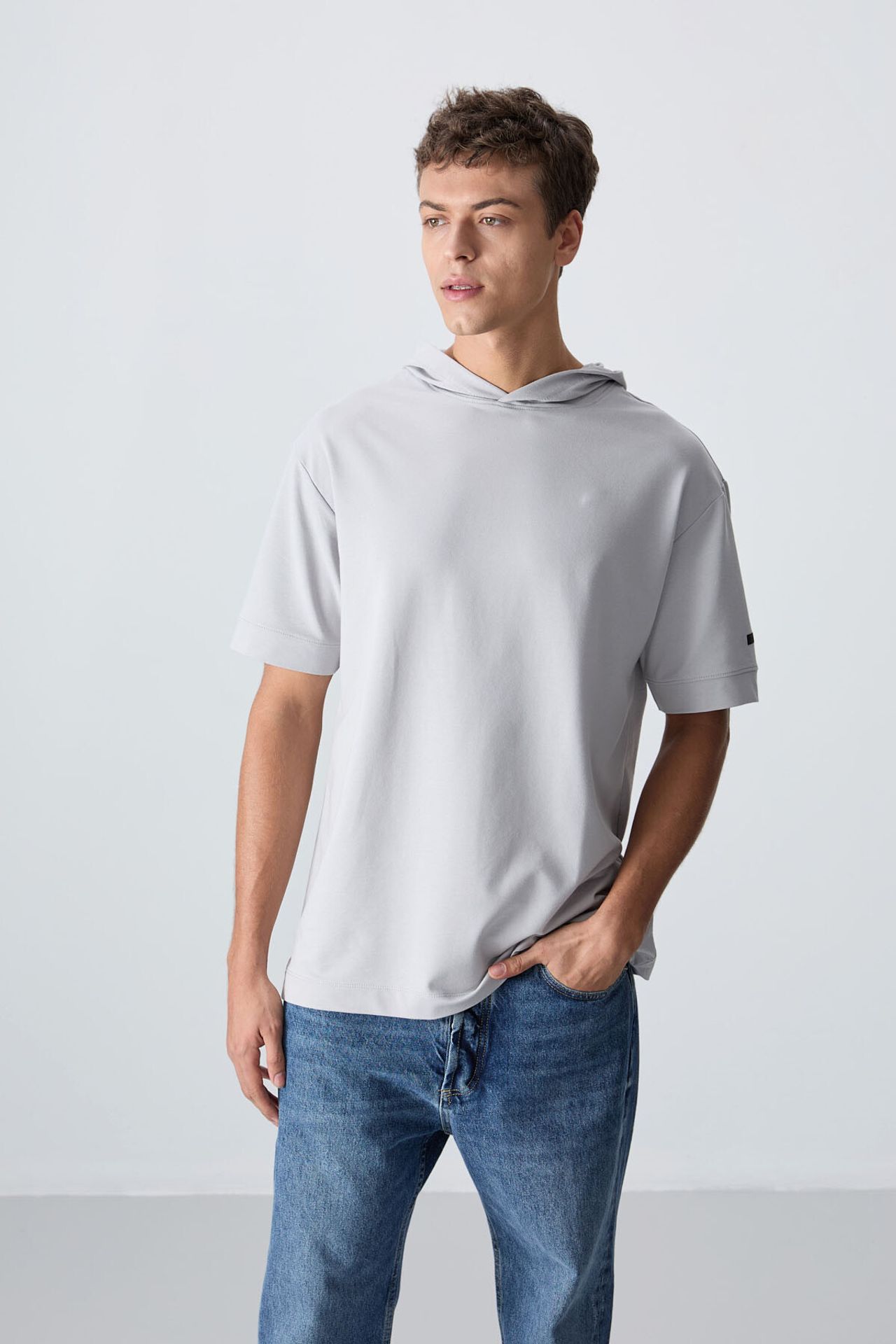 TOMMY Oversized Hooded Short-Sleeve T-Shirt 1