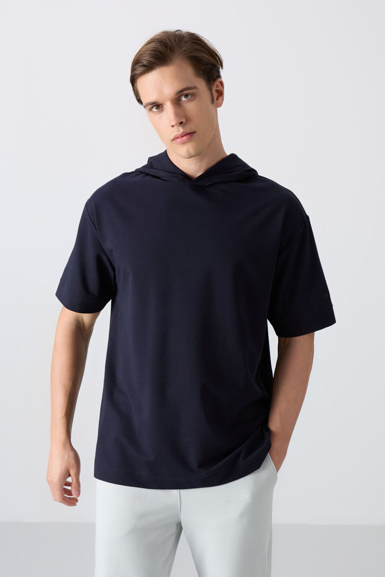 TOMMY Oversized Hooded Short-Sleeve T-Shirt 4