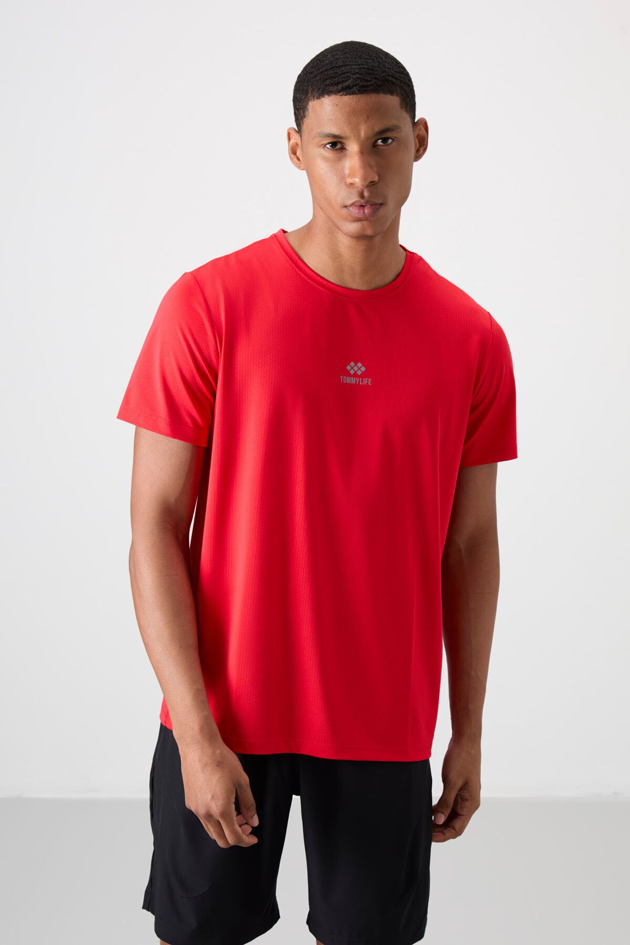 TOMMY Men's Logo Patch Short-Sleeve T-Shirt 1