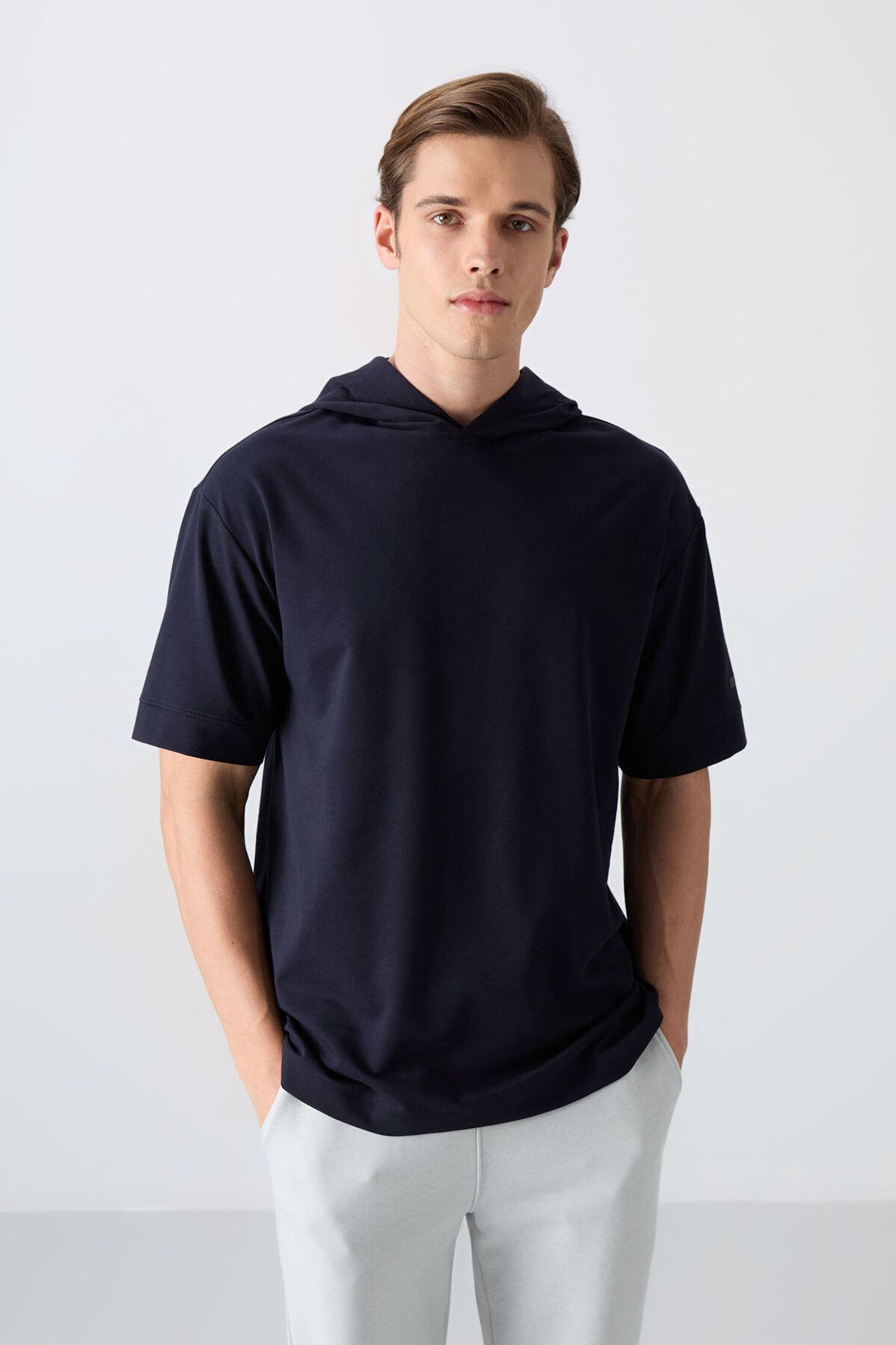 TOMMY Oversized Hooded Short-Sleeve T-Shirt 1