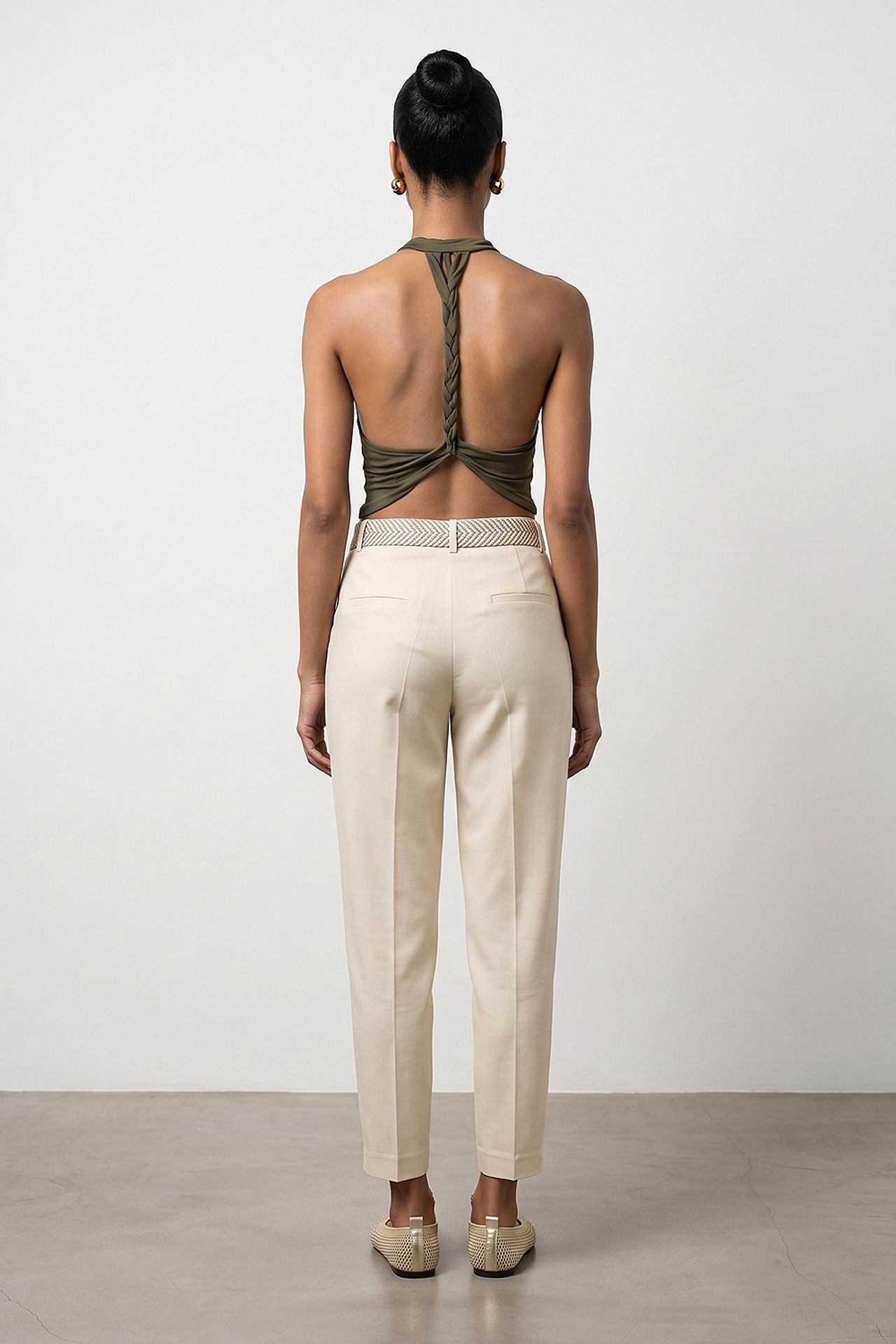 DILVIN Pleated Straight-Leg Crepe Trousers 2