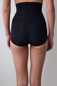 black-image-3