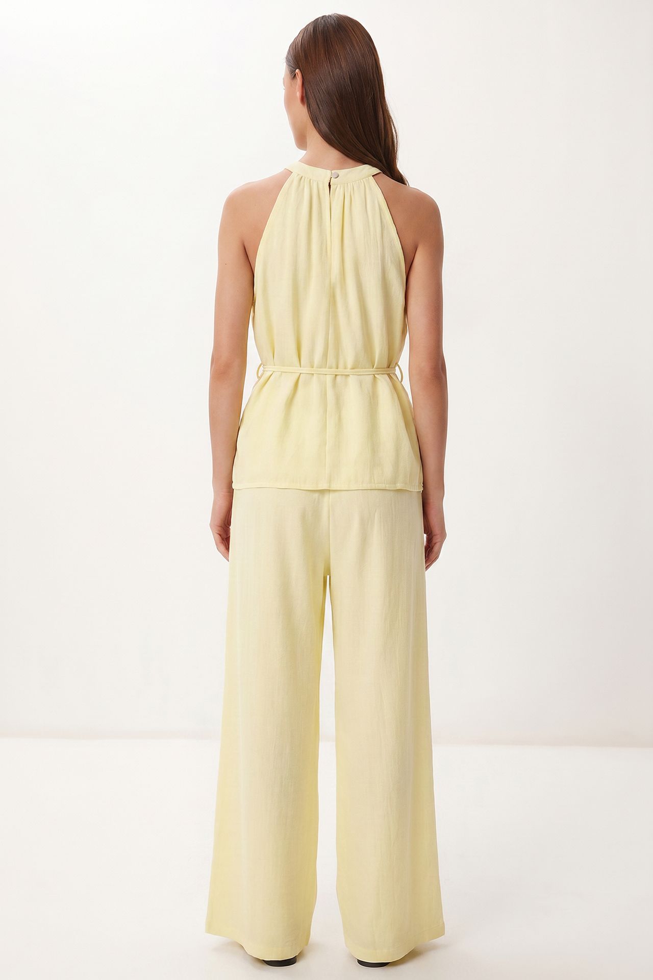 ISTANBUL High Waist Halter Neck Two-Piece Coordinated Set 7