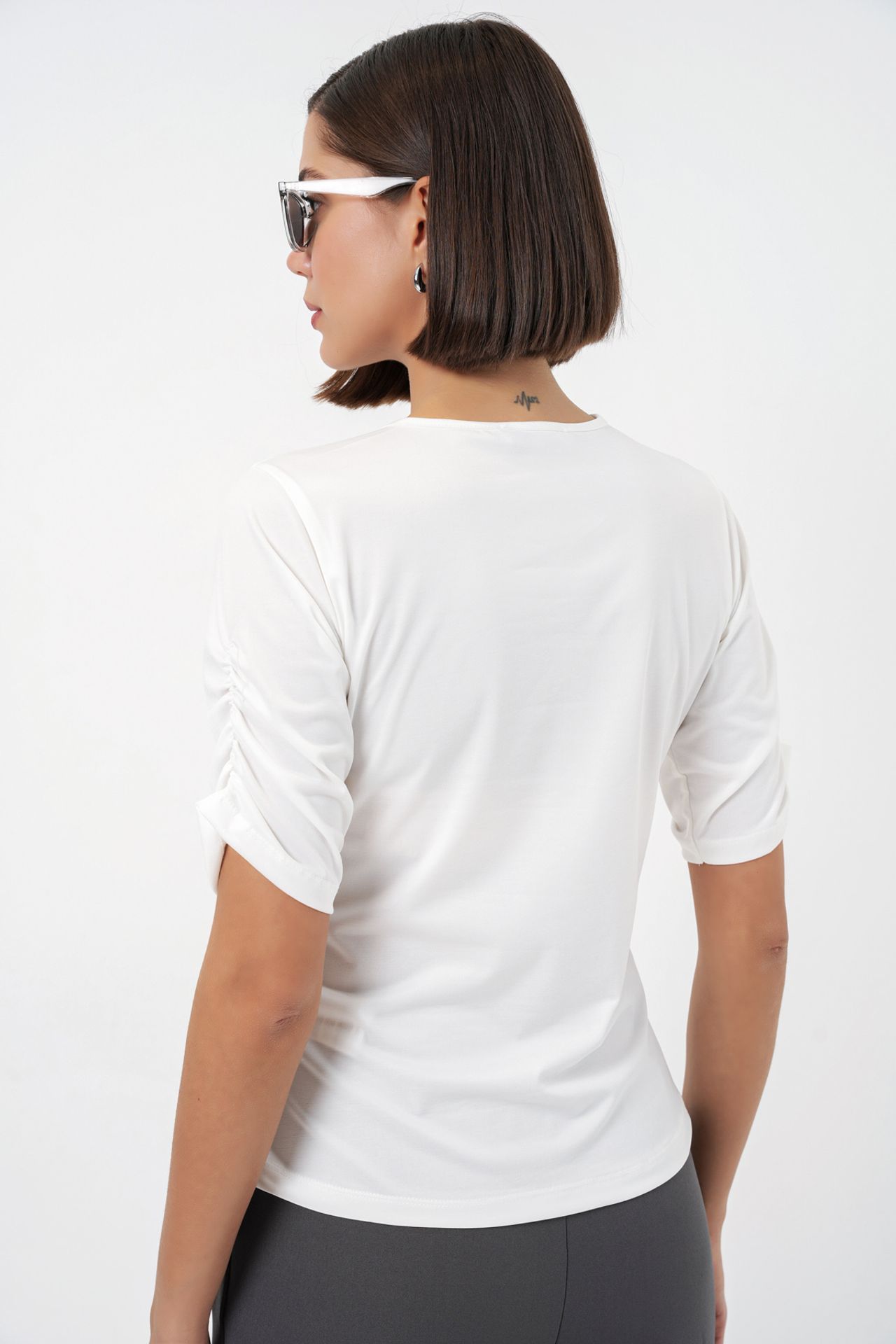 BDART Crew Neck Buttoned Blouse 5