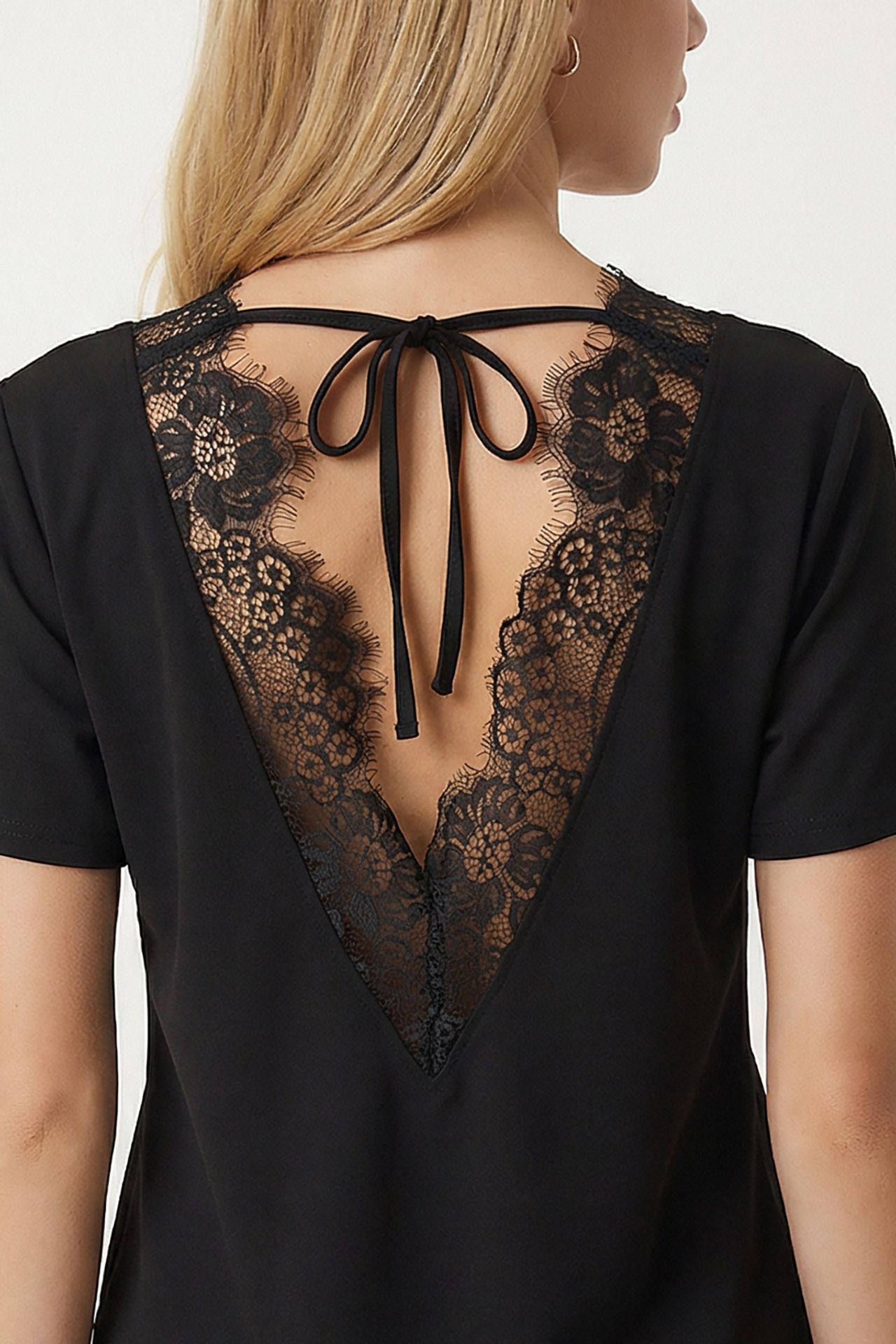 ISTANBUL Lace Tie Closure Blouse 4