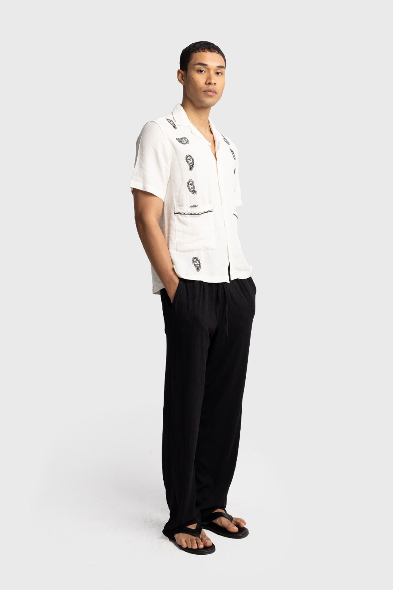 GIESTO Men's Cotton Embroidered Poplin Short Sleeve Shirt 2