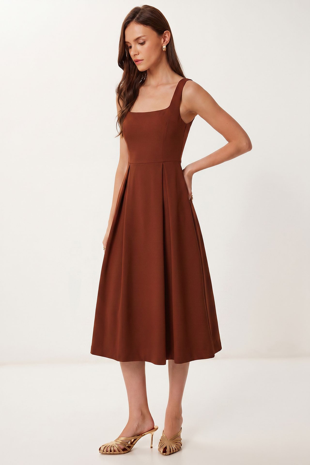 ISTANBUL Square Collar A-Form Midi Dress with Zipper Closure 2