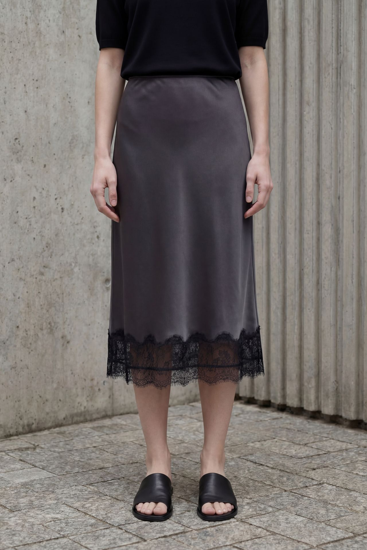 MY FASHION Lace Detailed Satin Midi Skirt 2