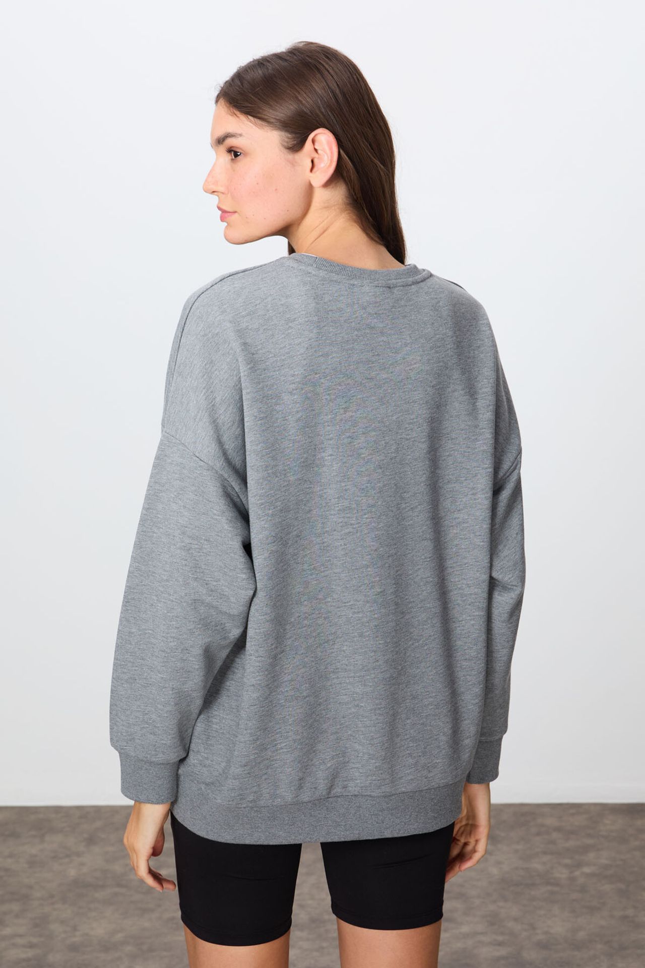 TOMMY Oversized Crew Neck Sweatshirt 5
