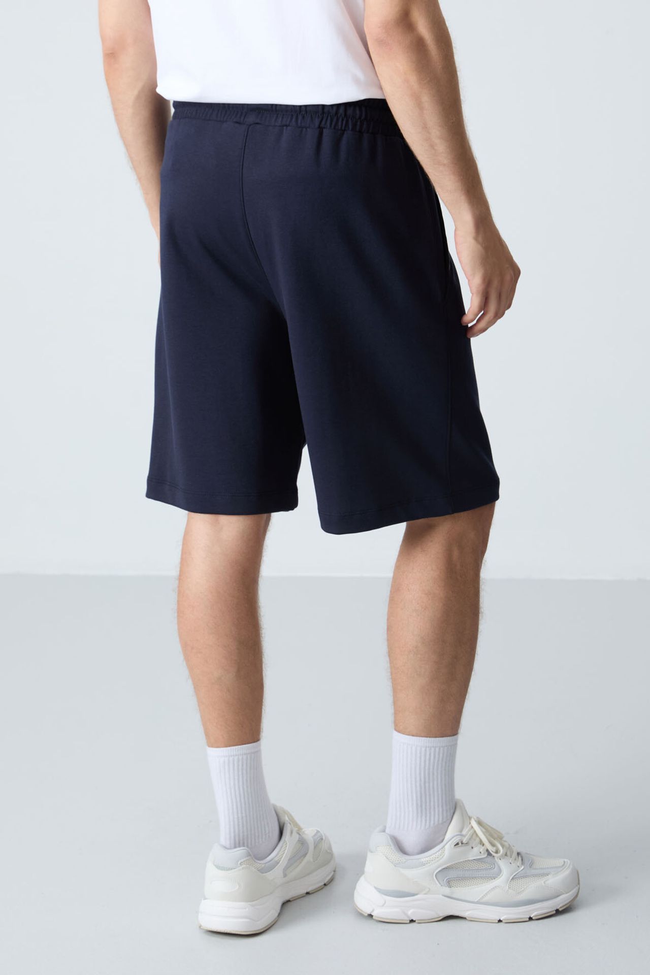 TOMMY Men's Cotton-blend Sweat Shorts 6