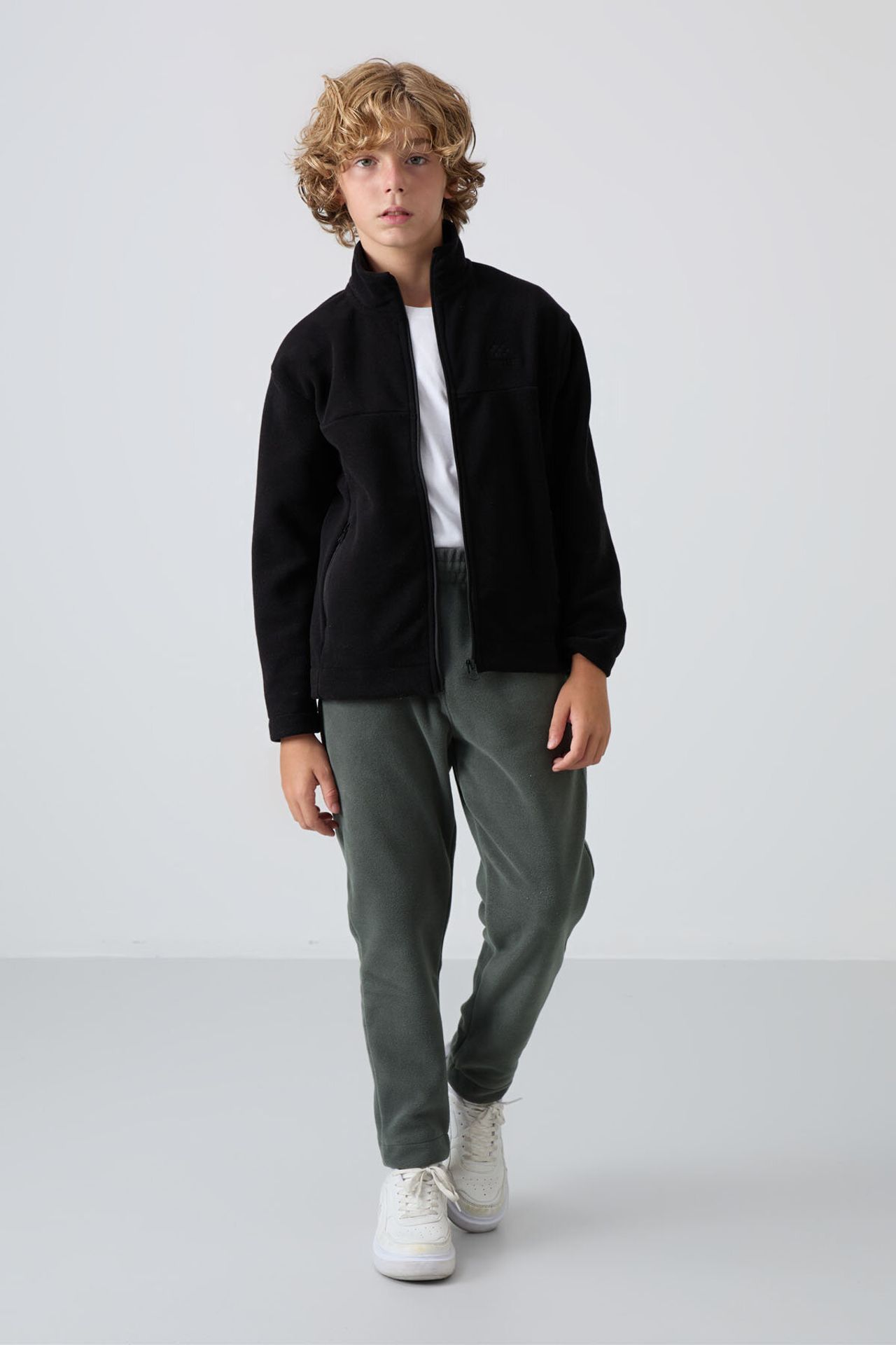 TOMMY Youth Plush Zipper Collar Sweatshirt 5