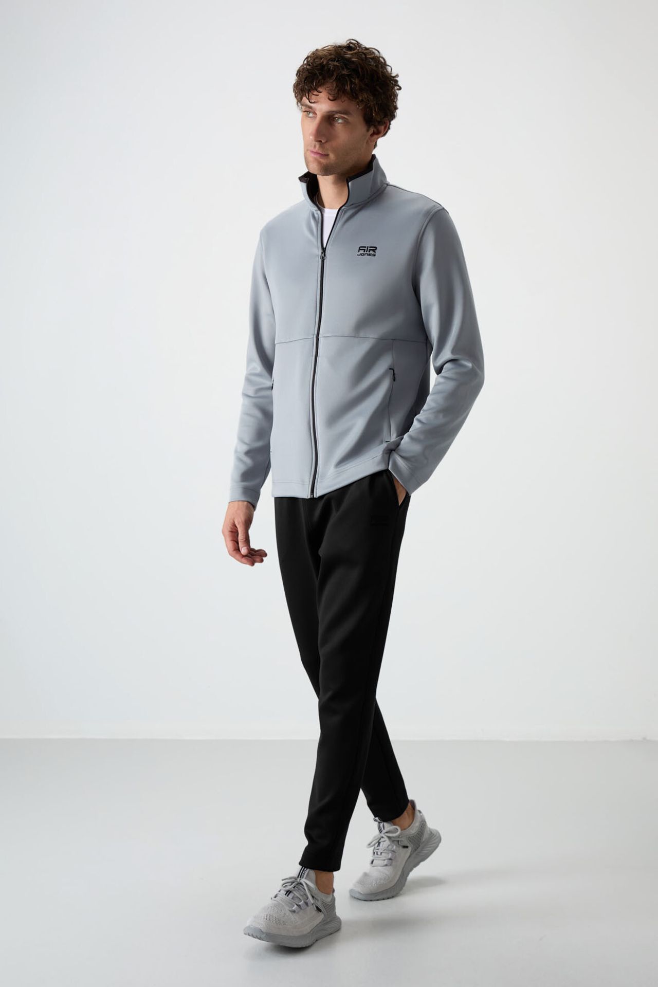 TOMMY Men's Scuba Active Set With Zip Collar 1