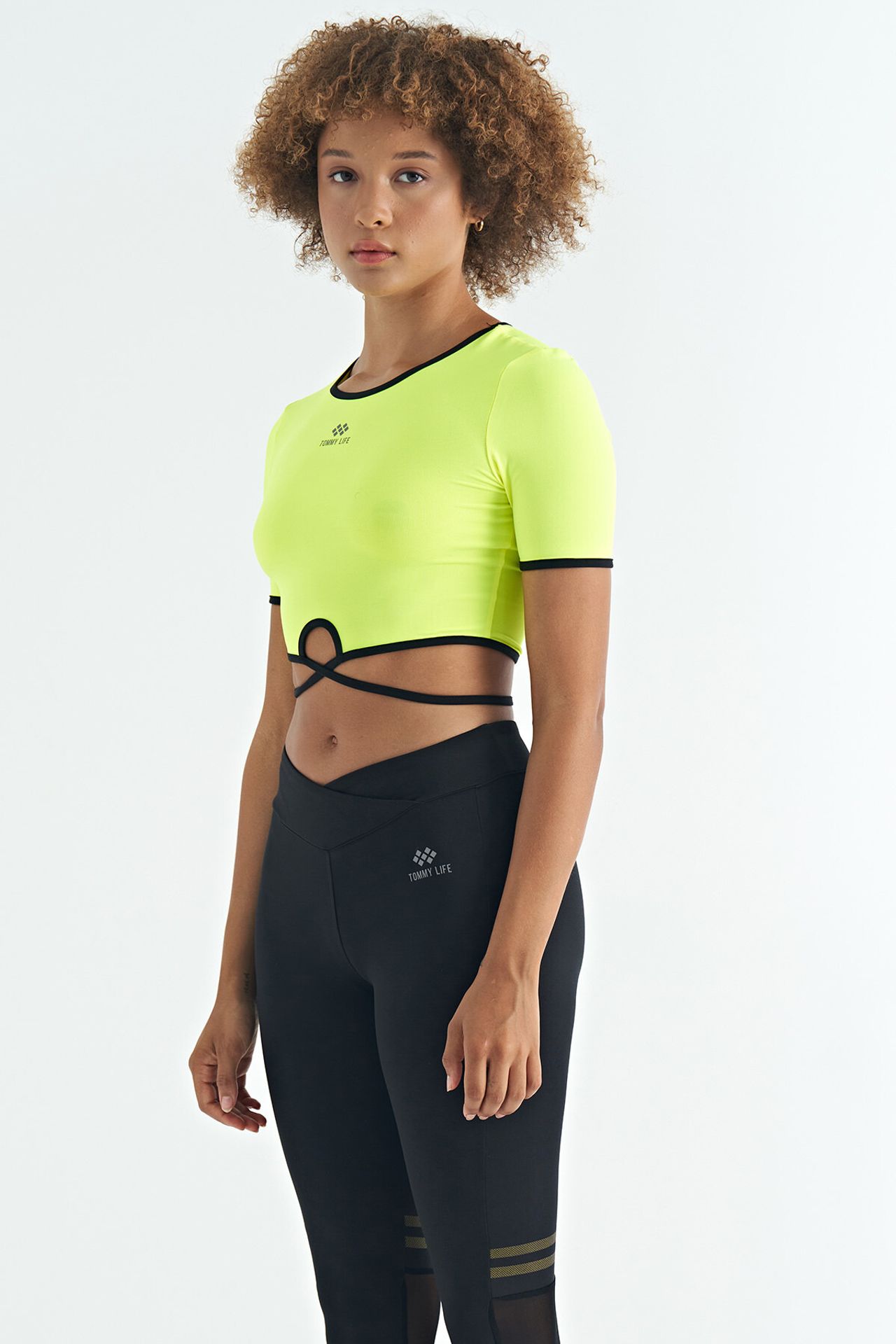TOMMY Elastic Crop T-Shirt with Crew Neck 2