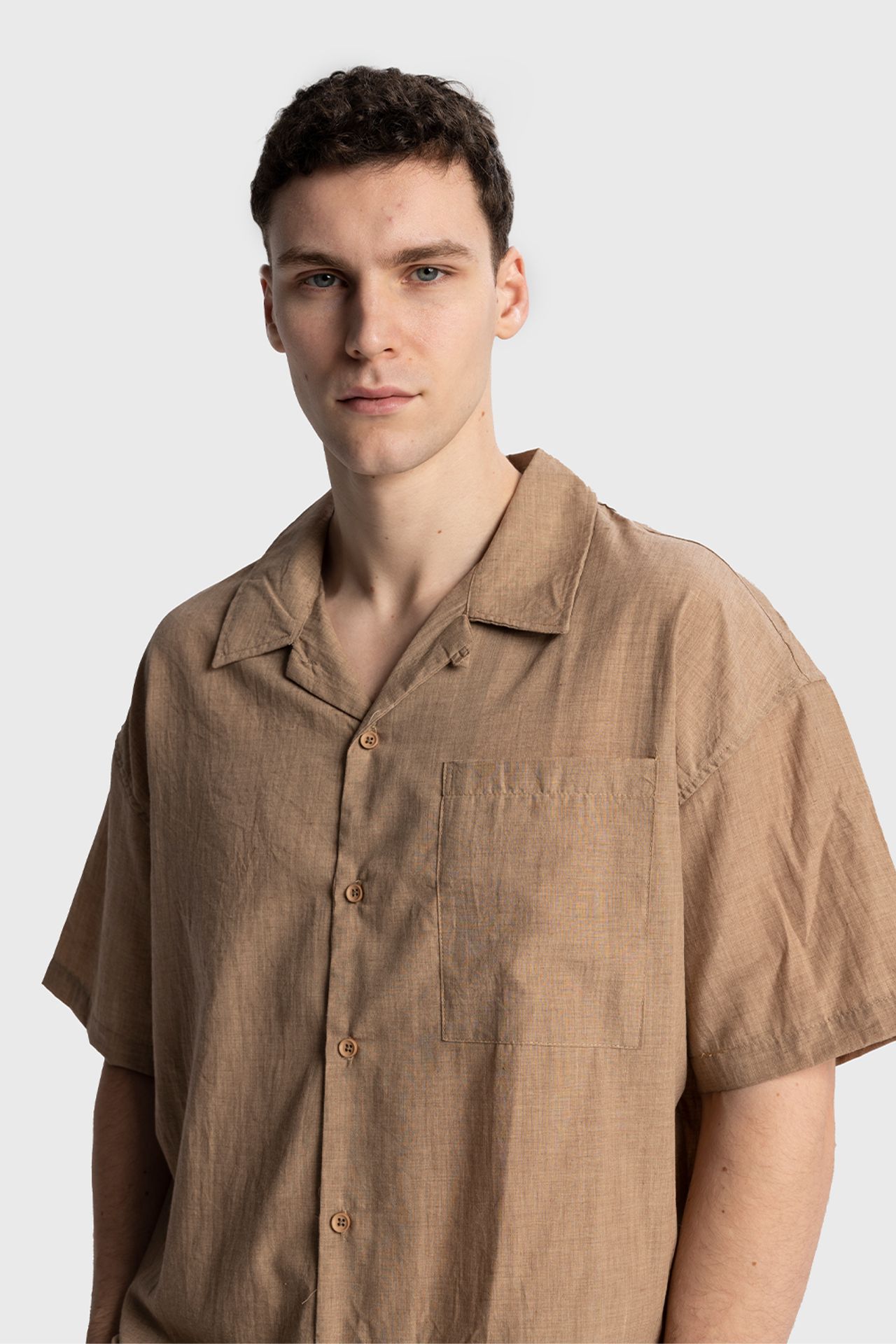 GIESTO Men's Relaxed Fit Short Sleeve Shirt 1