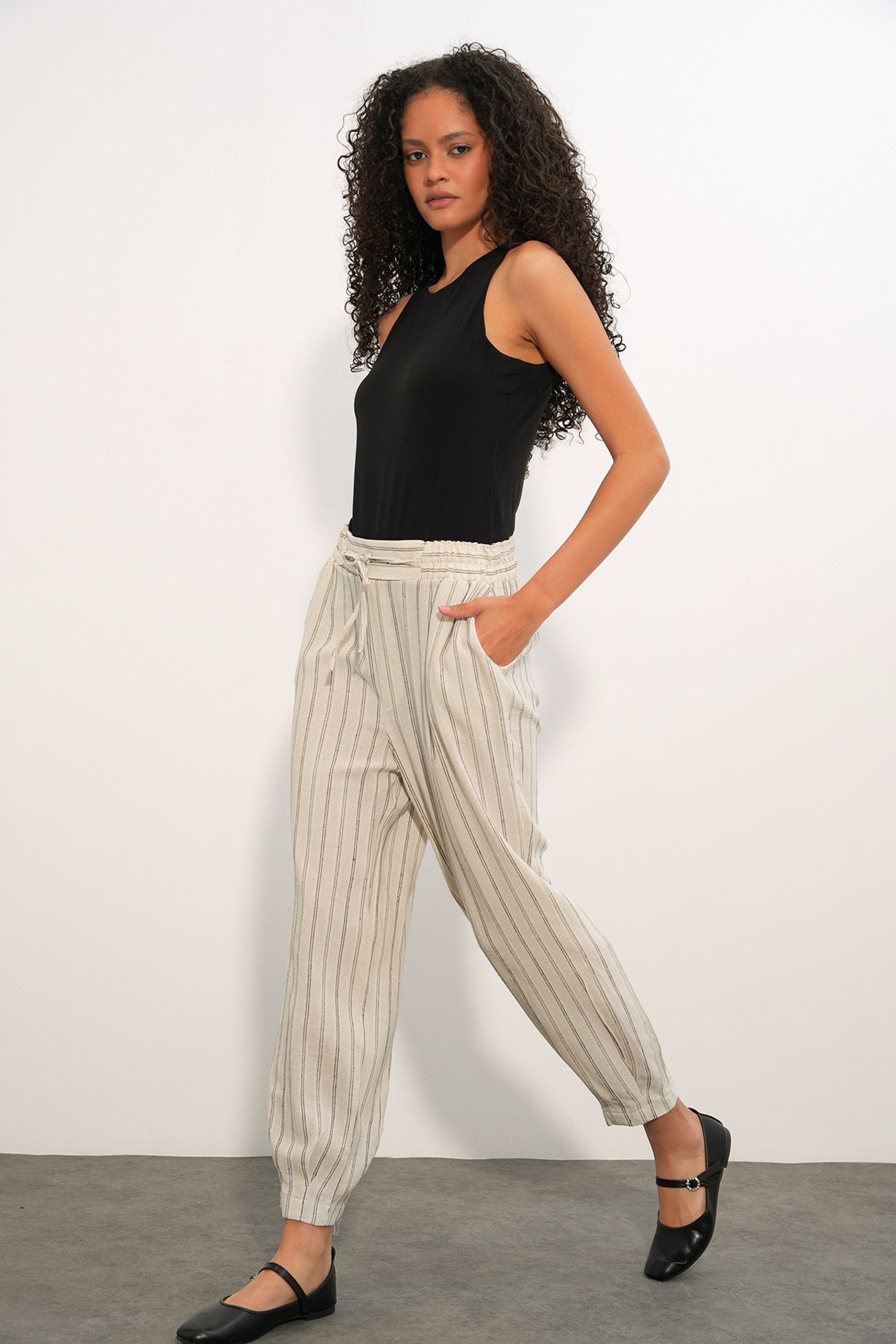 BDART Striped Linen-blend Jogger Pants 3