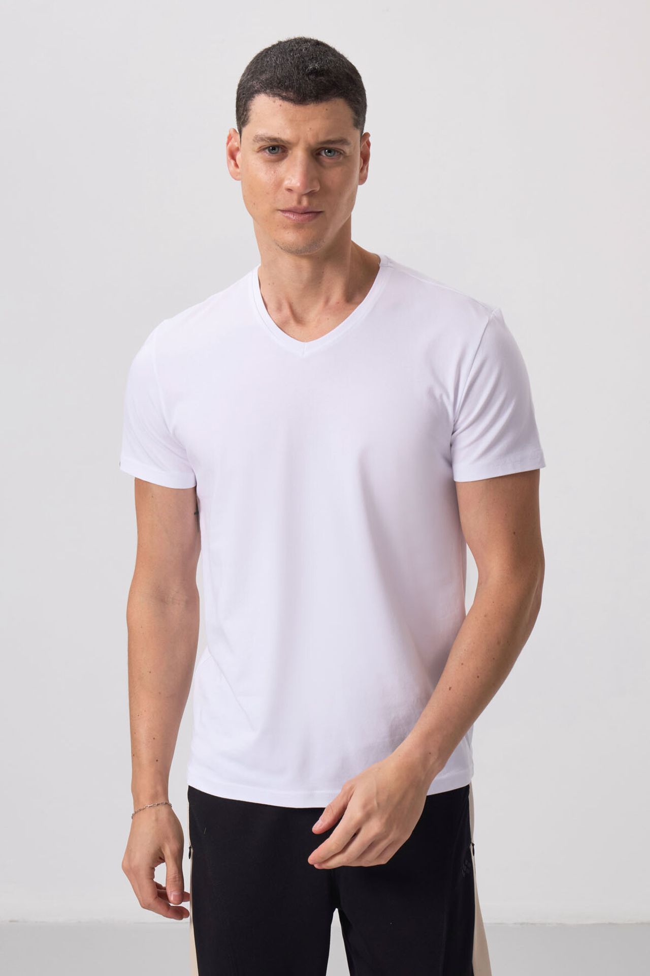 TOMMY Men's V-Neck Short Sleeve T-Shirt 5
