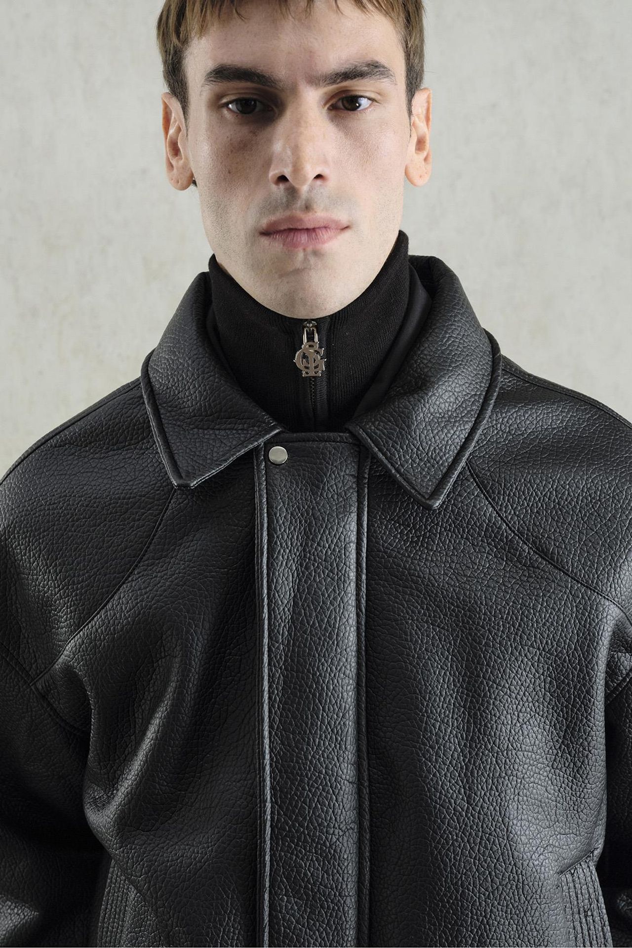 GIESTO Oversized Faux Leather Jacket with Zipper Closure 6