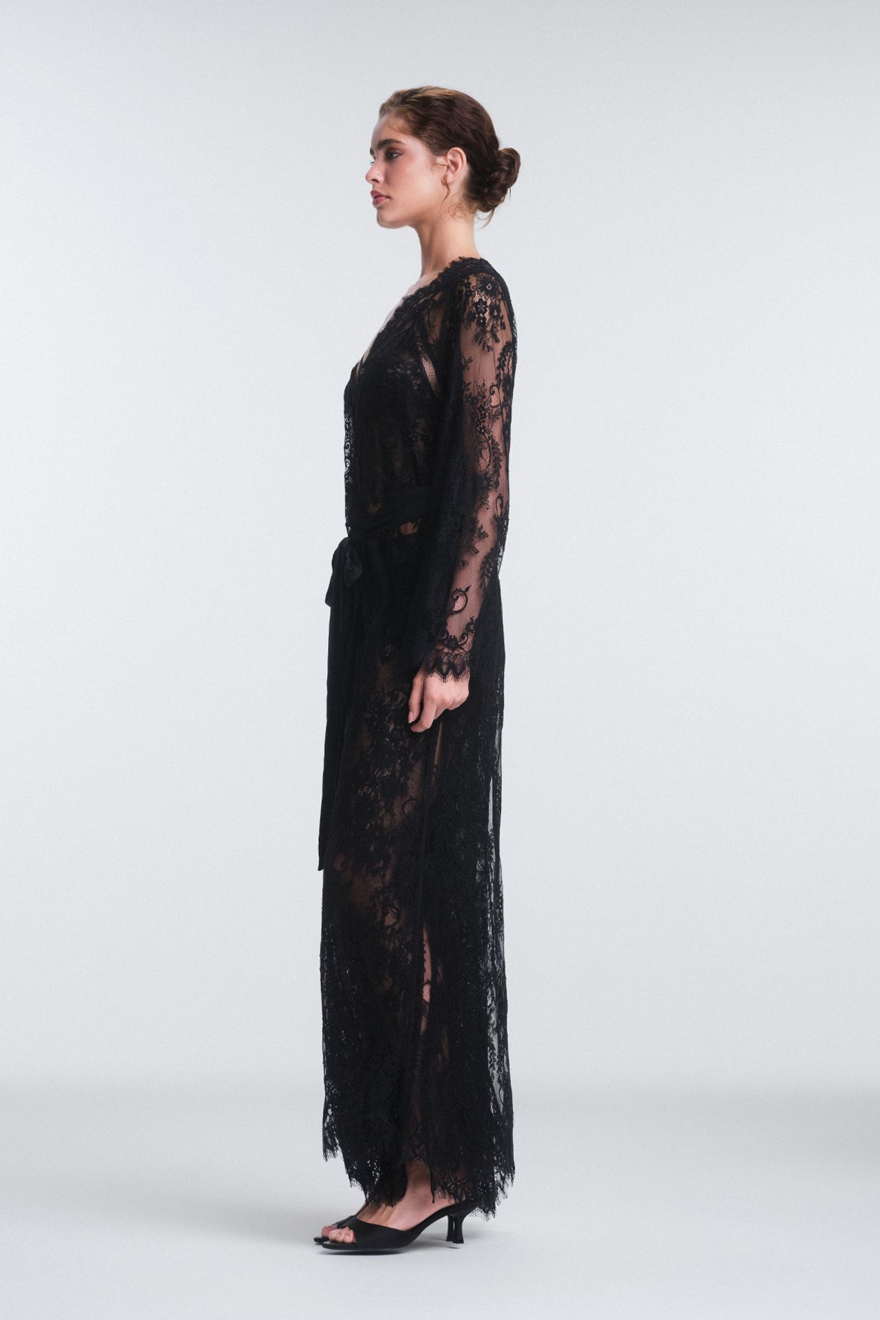 PENTI Pirra Lace Robe Privee Collection 2