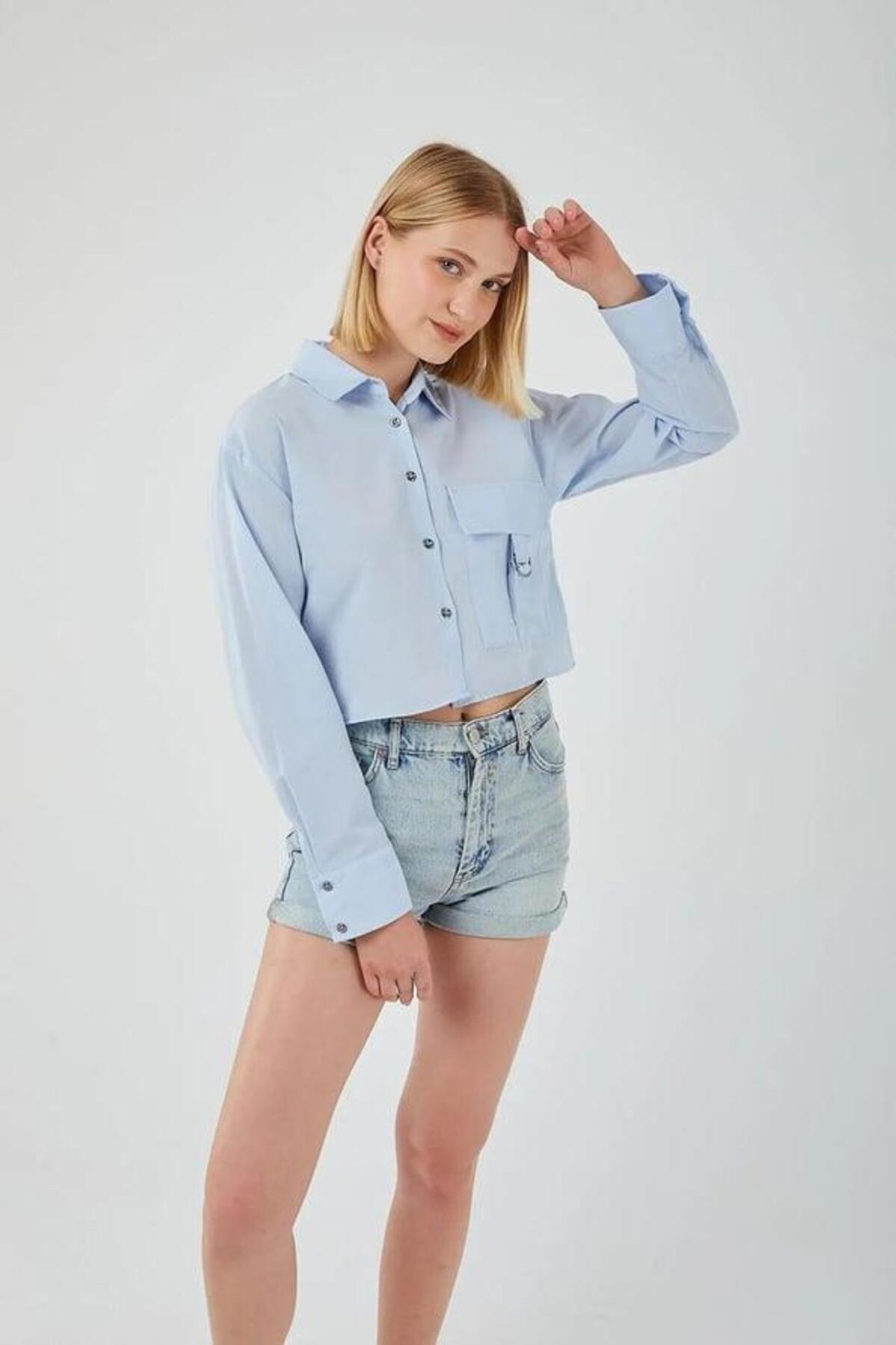 Cropped Poplin Shirt with Pocket Detail 1