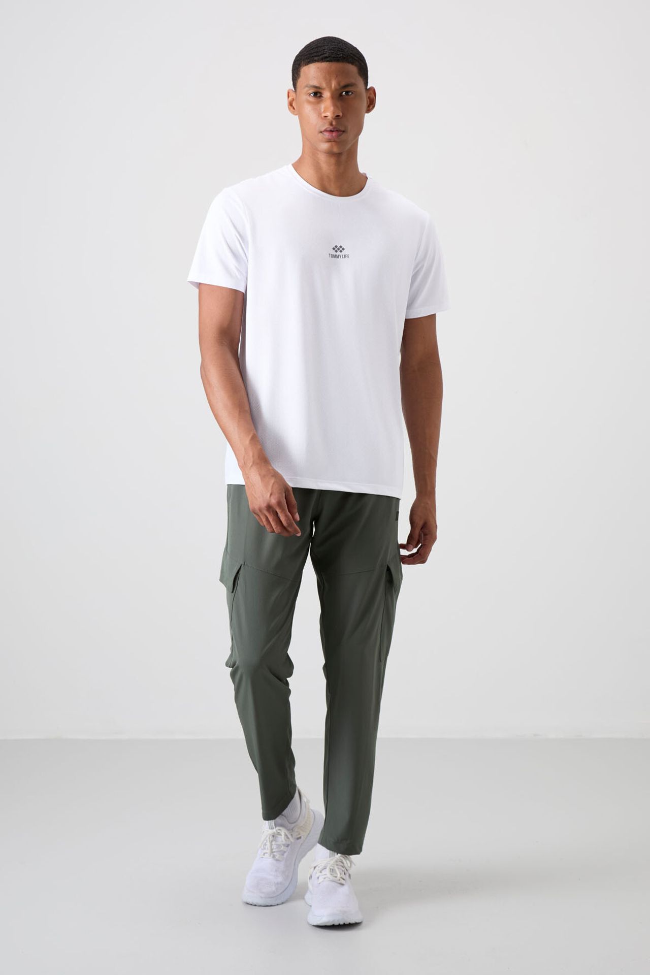 TOMMY Men's Logo Patch Short-Sleeve T-Shirt 2