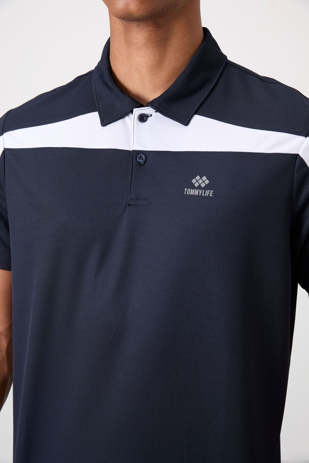 TOMMY Men's Colour-Blocked Polo T-Shirt 3