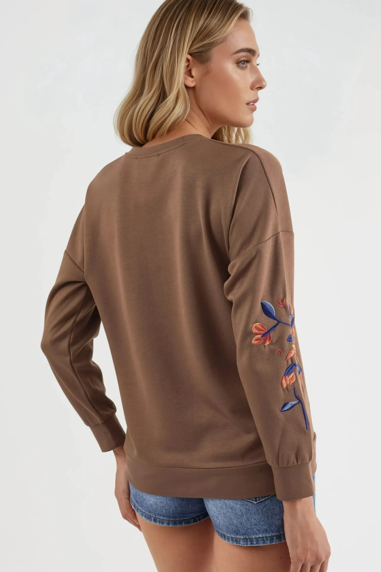BERSAN Women's Crew Neck Sweatshirt 3