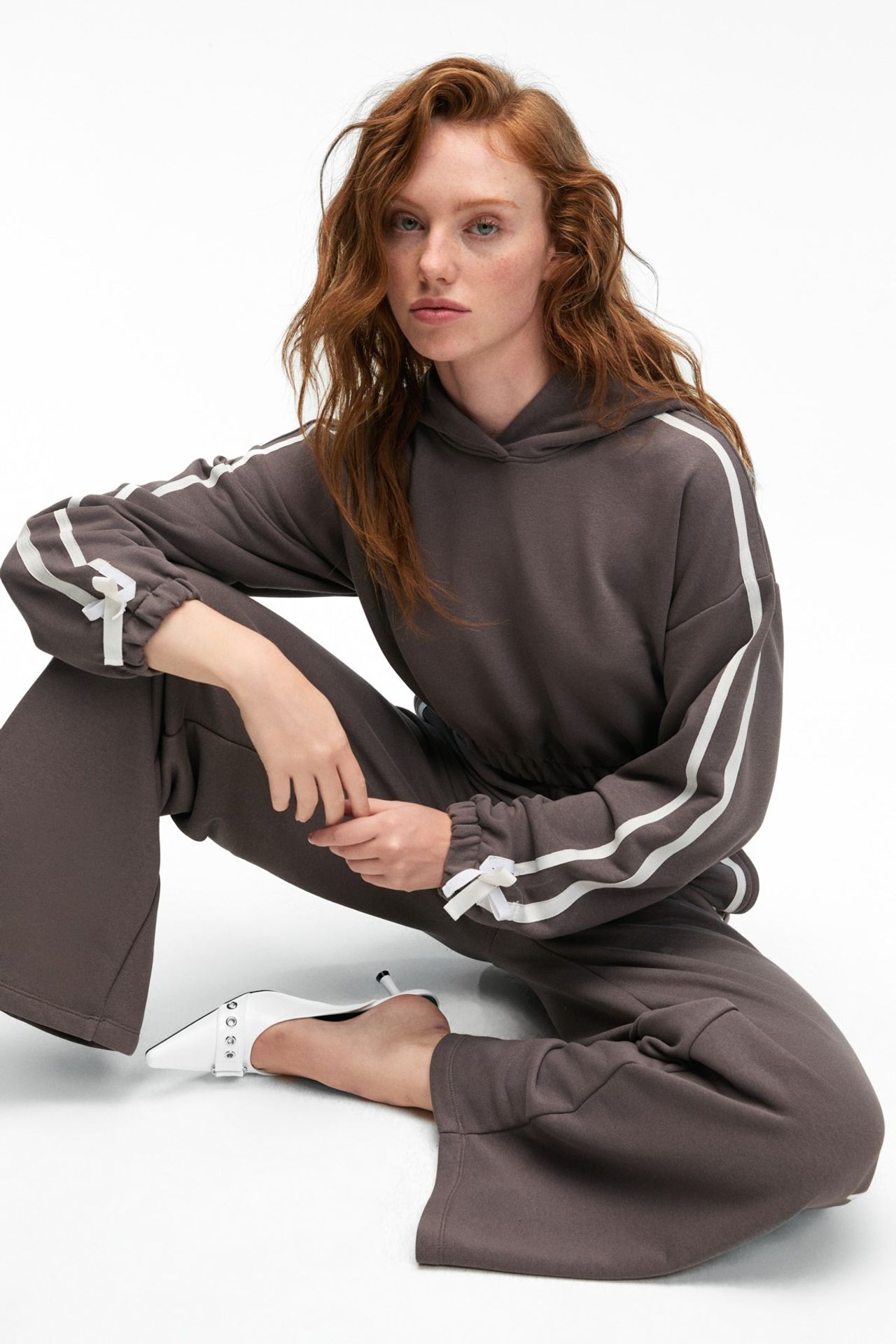ETHIQUET Regular Fit Crew Neck Sweatshirt 4