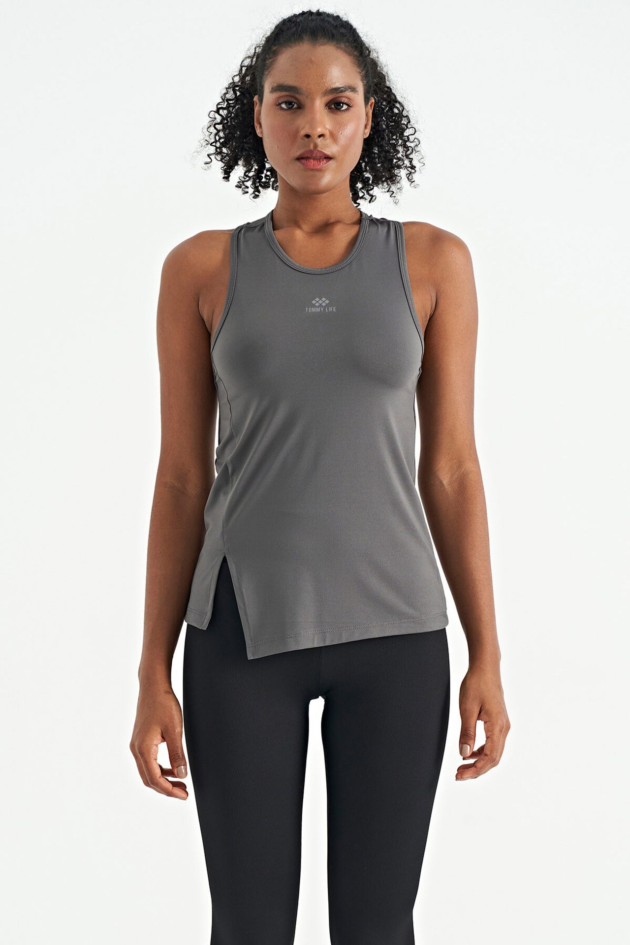 TOMMY Sleeveless Crew Neck Active Top 3